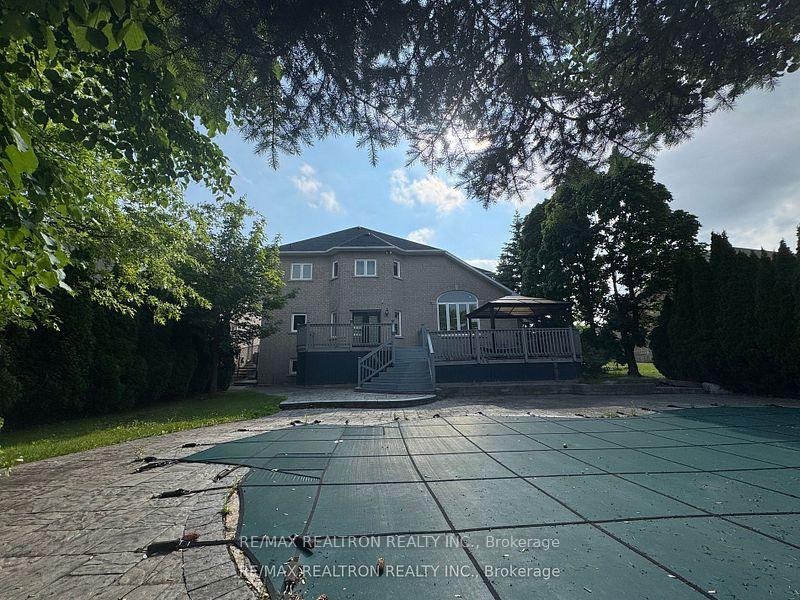 Photo 19 of 21 Goldring Crescent, Markham, Cachet — HOMEH