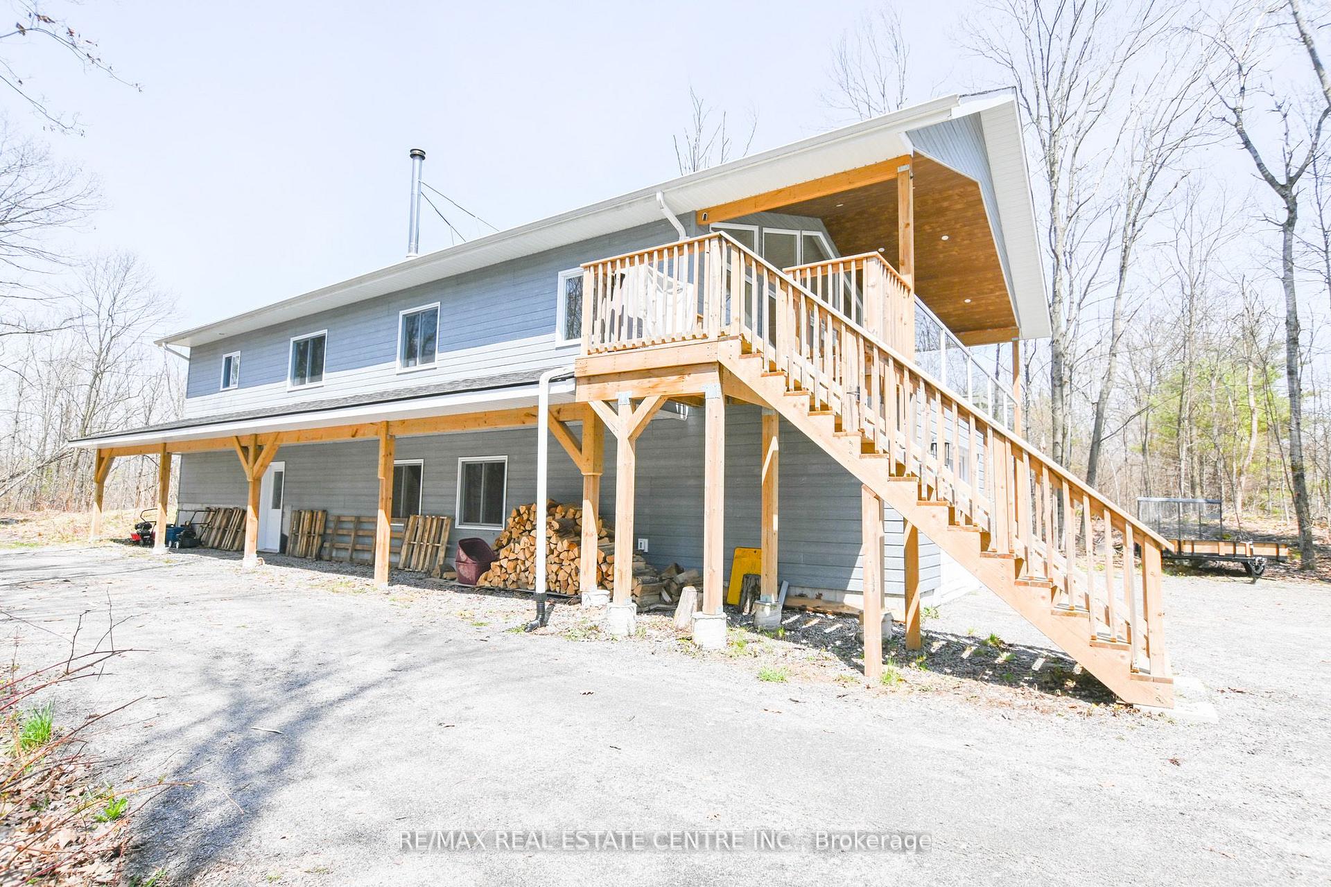 Photo 3 of 1033 North Shore Drive, Gravenhurst, Muskoka (S) — HOMEH