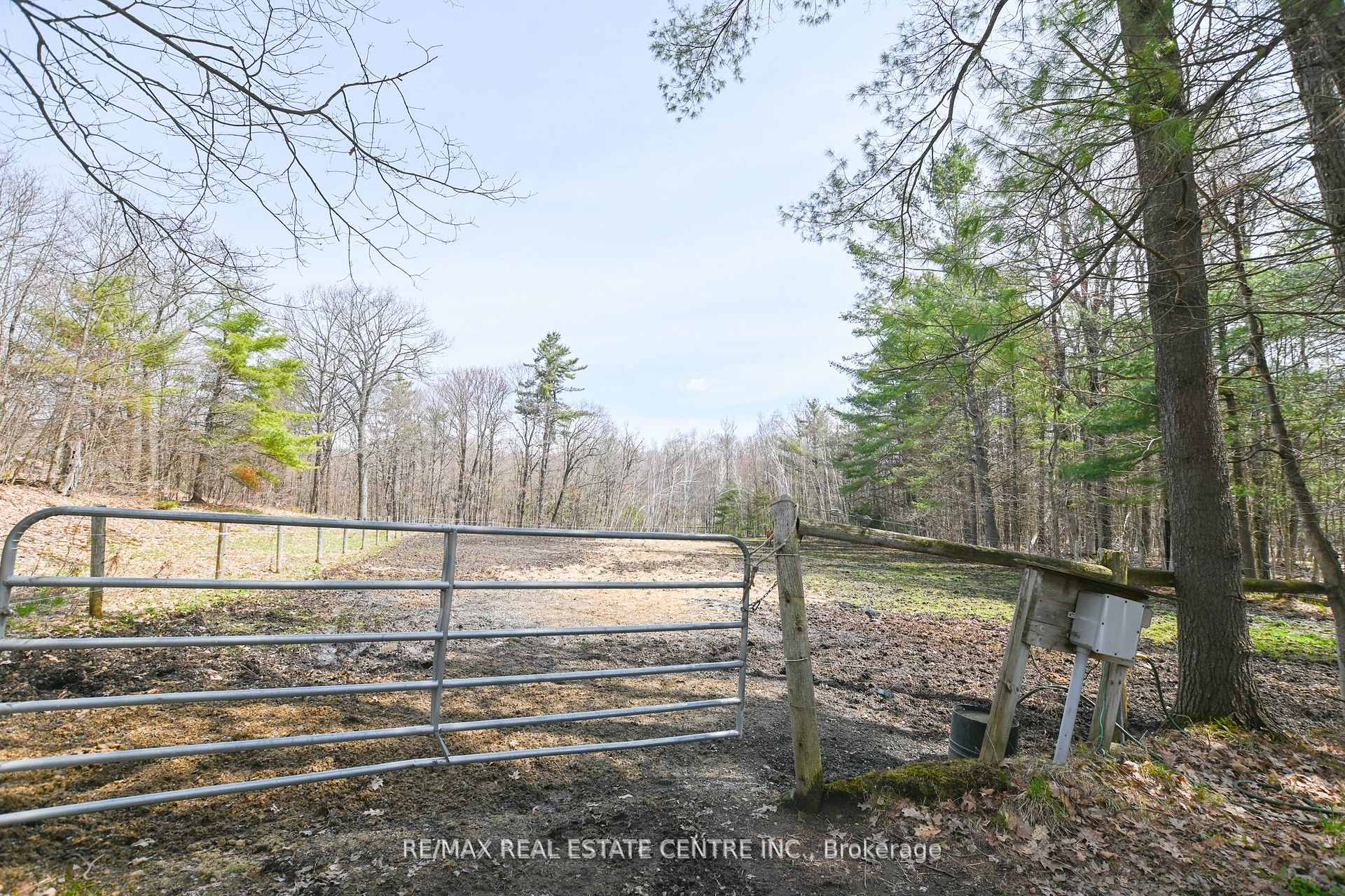 Photo 32 of 1033 North Shore Drive, Gravenhurst, Muskoka (S) — HOMEH