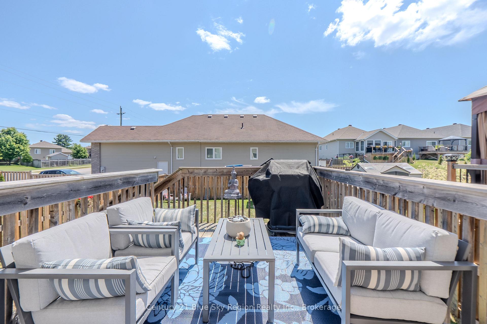 Photo 8 of 493 Norman Avenue, North Bay, Widdifield — HOMEH