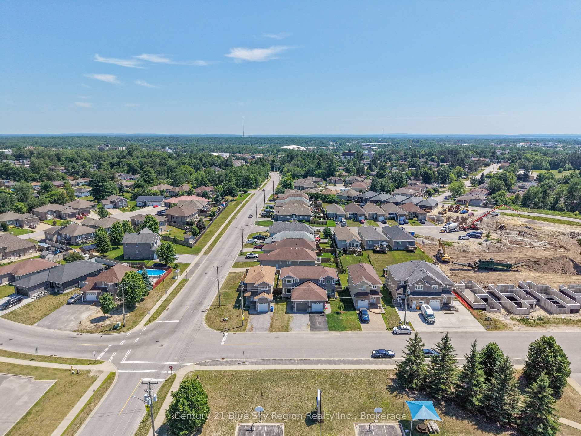Photo 10 of 493 Norman Avenue, North Bay, Widdifield — HOMEH