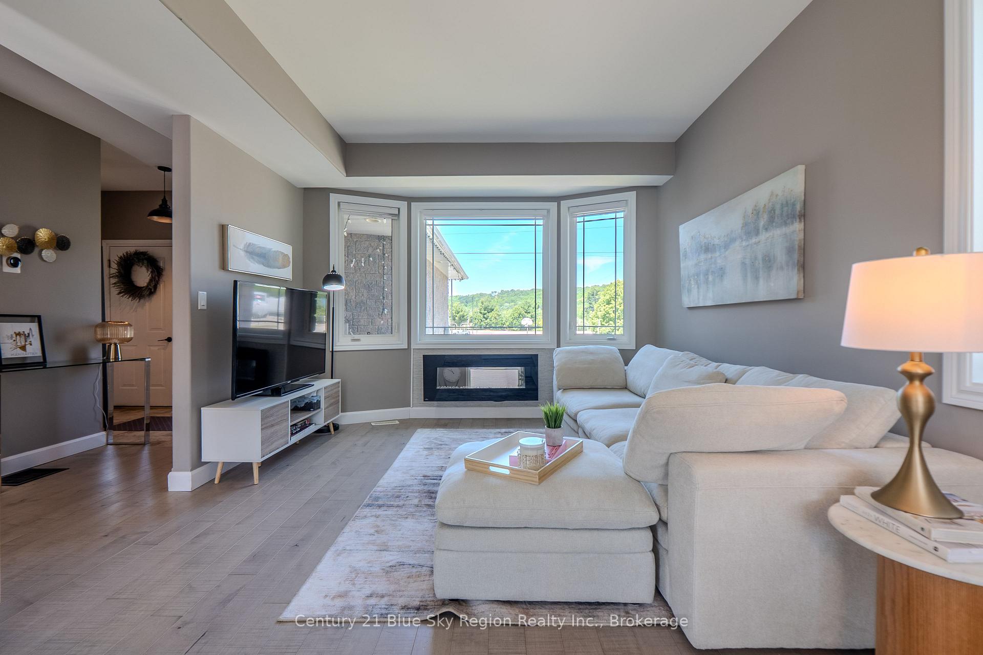 Photo 19 of 493 Norman Avenue, North Bay, Widdifield — HOMEH