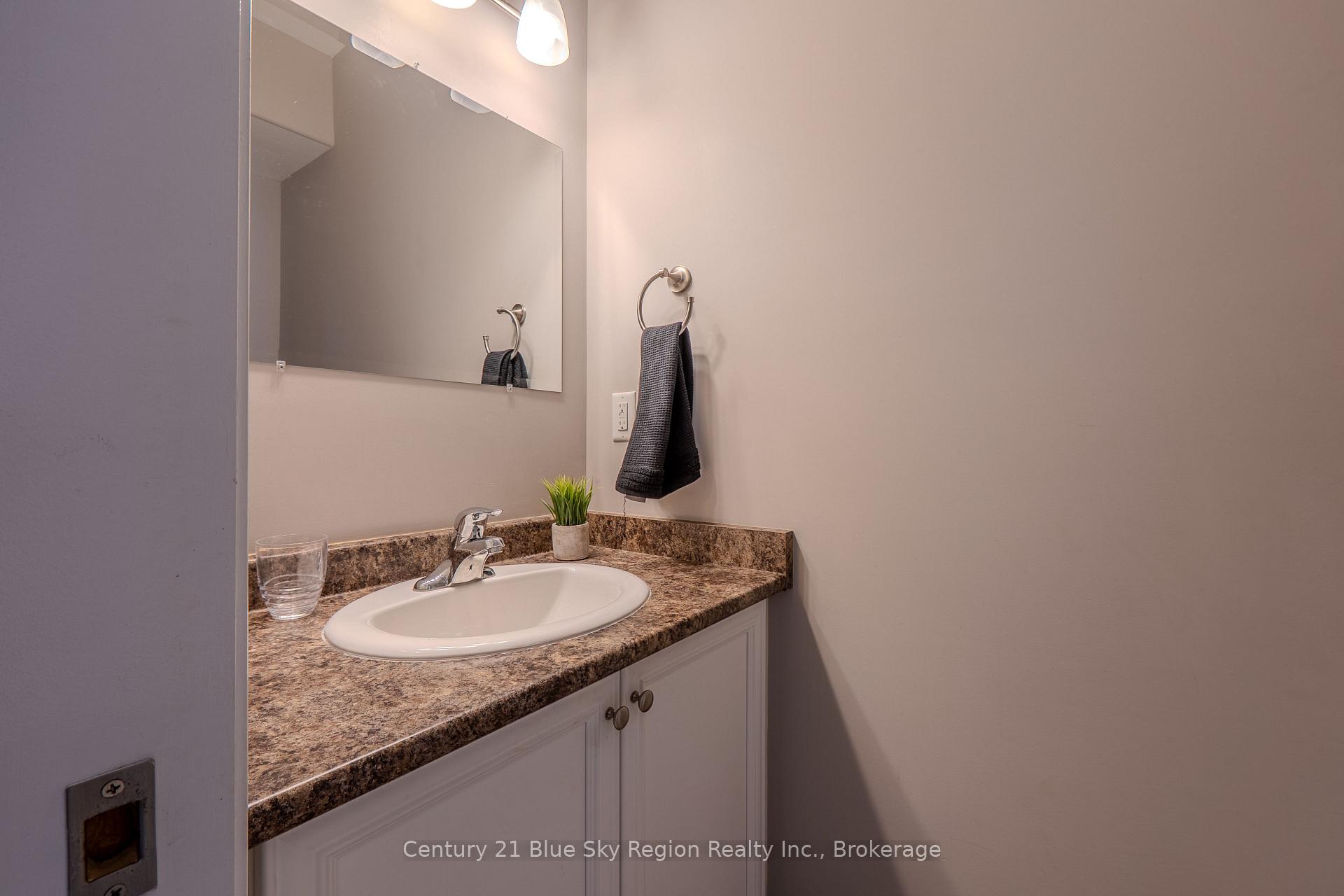 Photo 44 of 493 Norman Avenue, North Bay, Widdifield — HOMEH