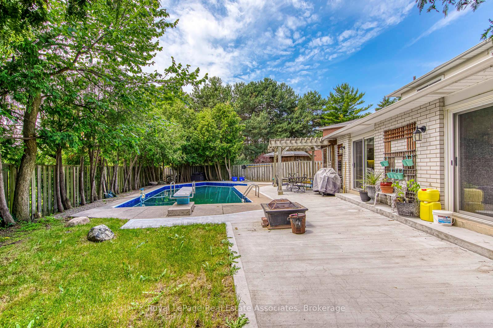 Photo 41 of 30 Marlow Place, Brampton, Central Park — HOMEH