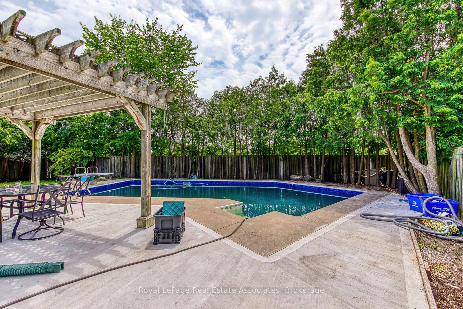 Photo 44 of 30 Marlow Place, Brampton, Central Park — HOMEH