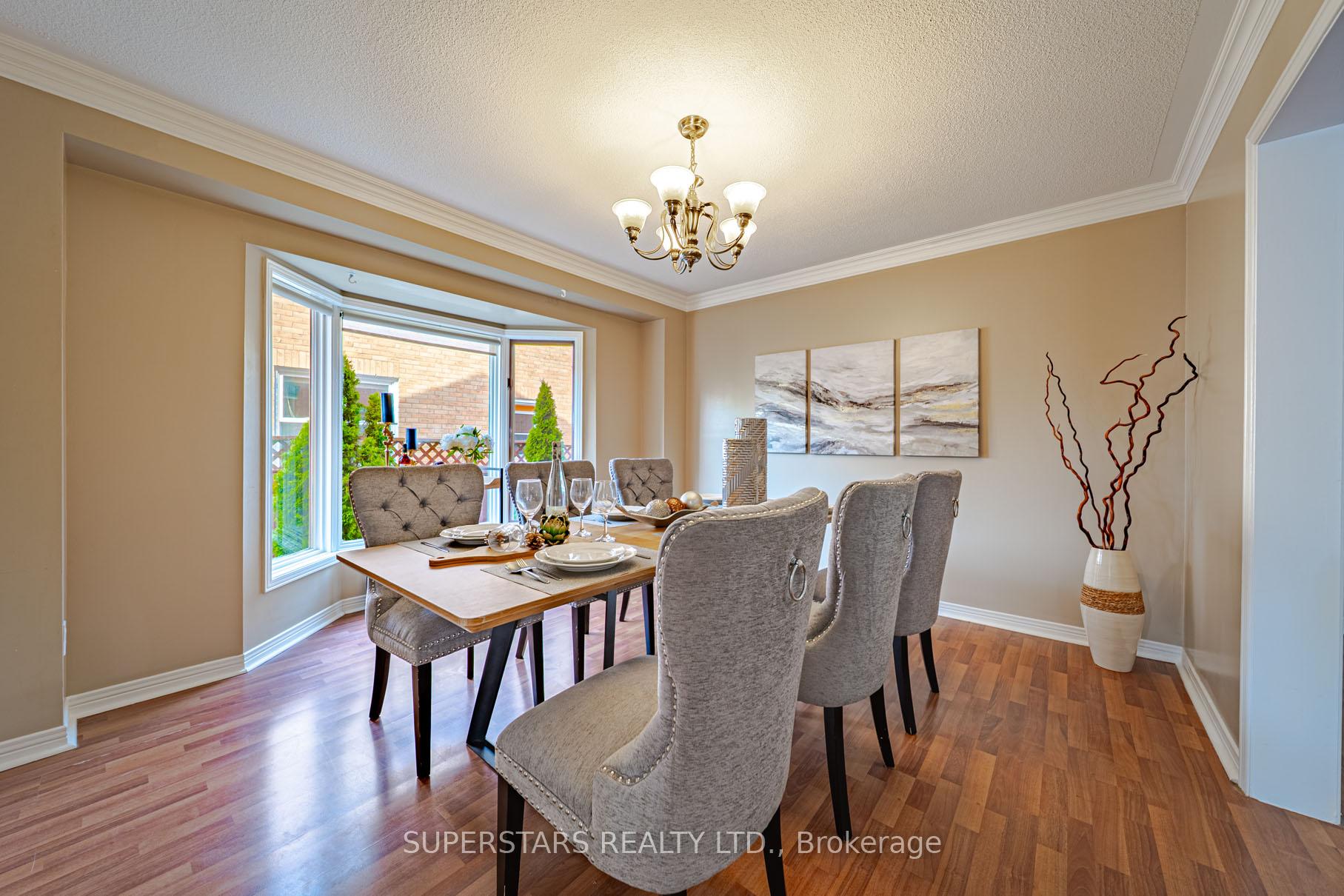 Photo 12 of 29 Arborfield Lane, Markham, Markville — HOMEH