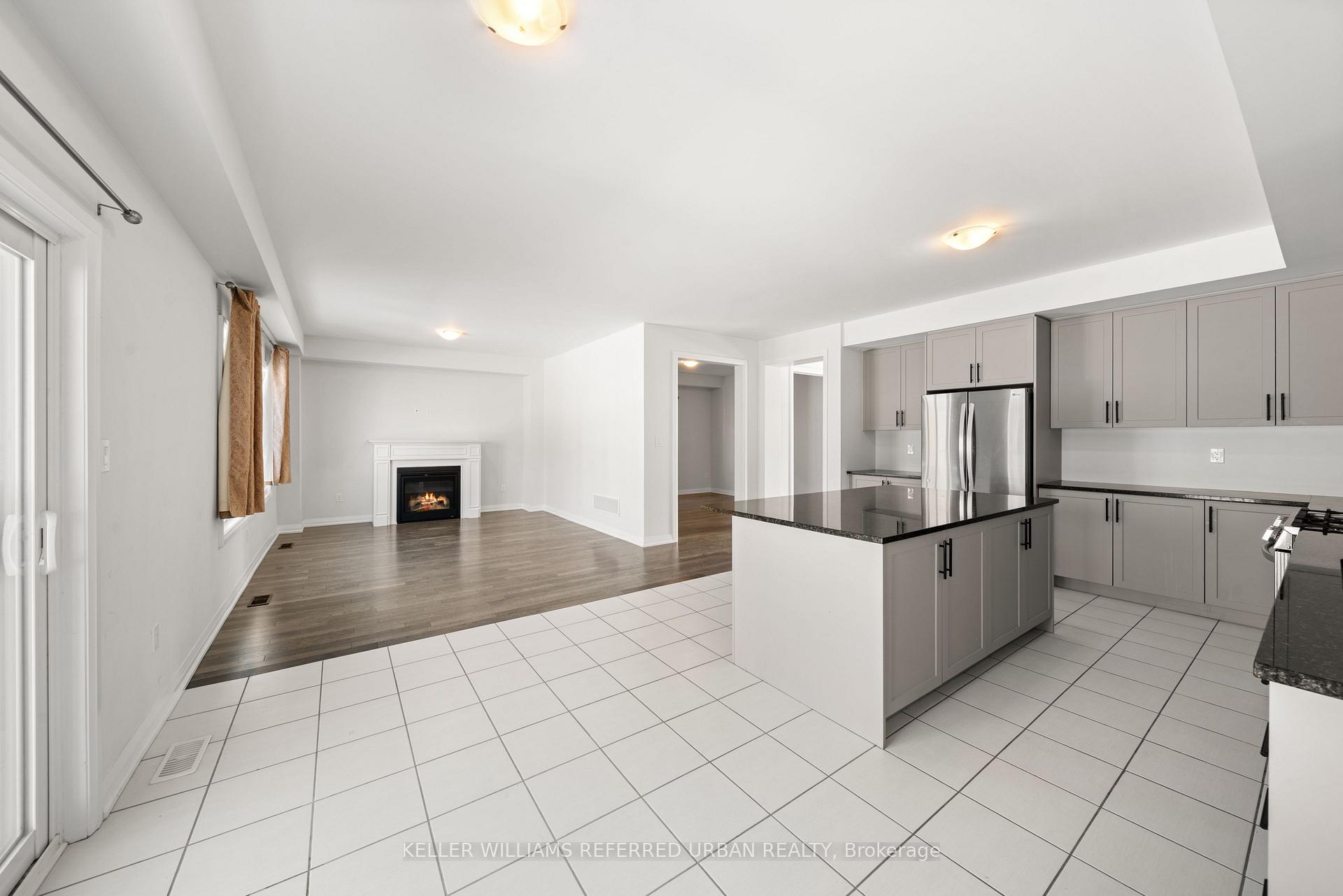 Photo 12 of Unit Main & Upper, 1466 Stovell Crescent, Innisfil, Lefroy — HOMEH