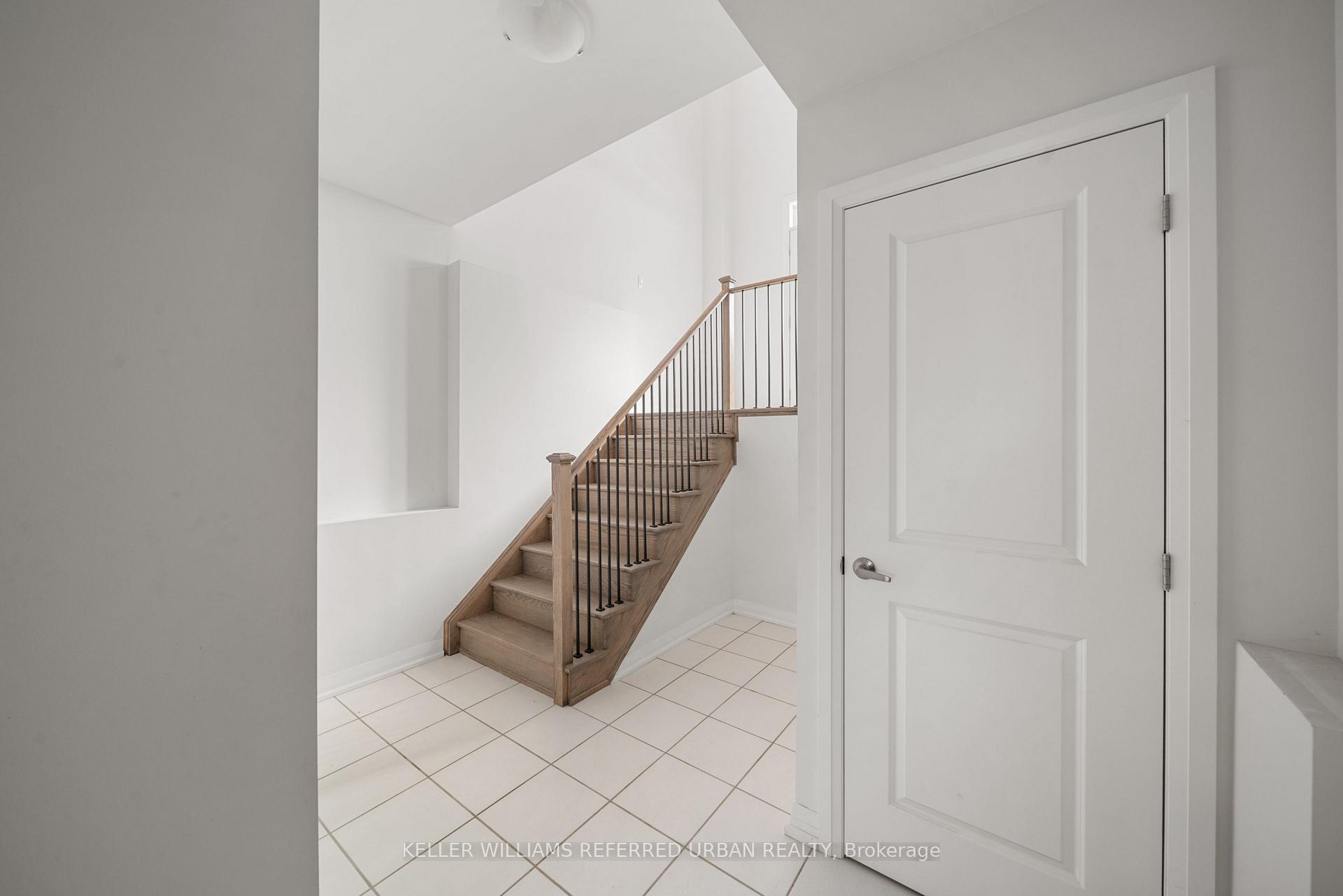 Photo 35 of Unit Main & Upper, 1466 Stovell Crescent, Innisfil, Lefroy — HOMEH