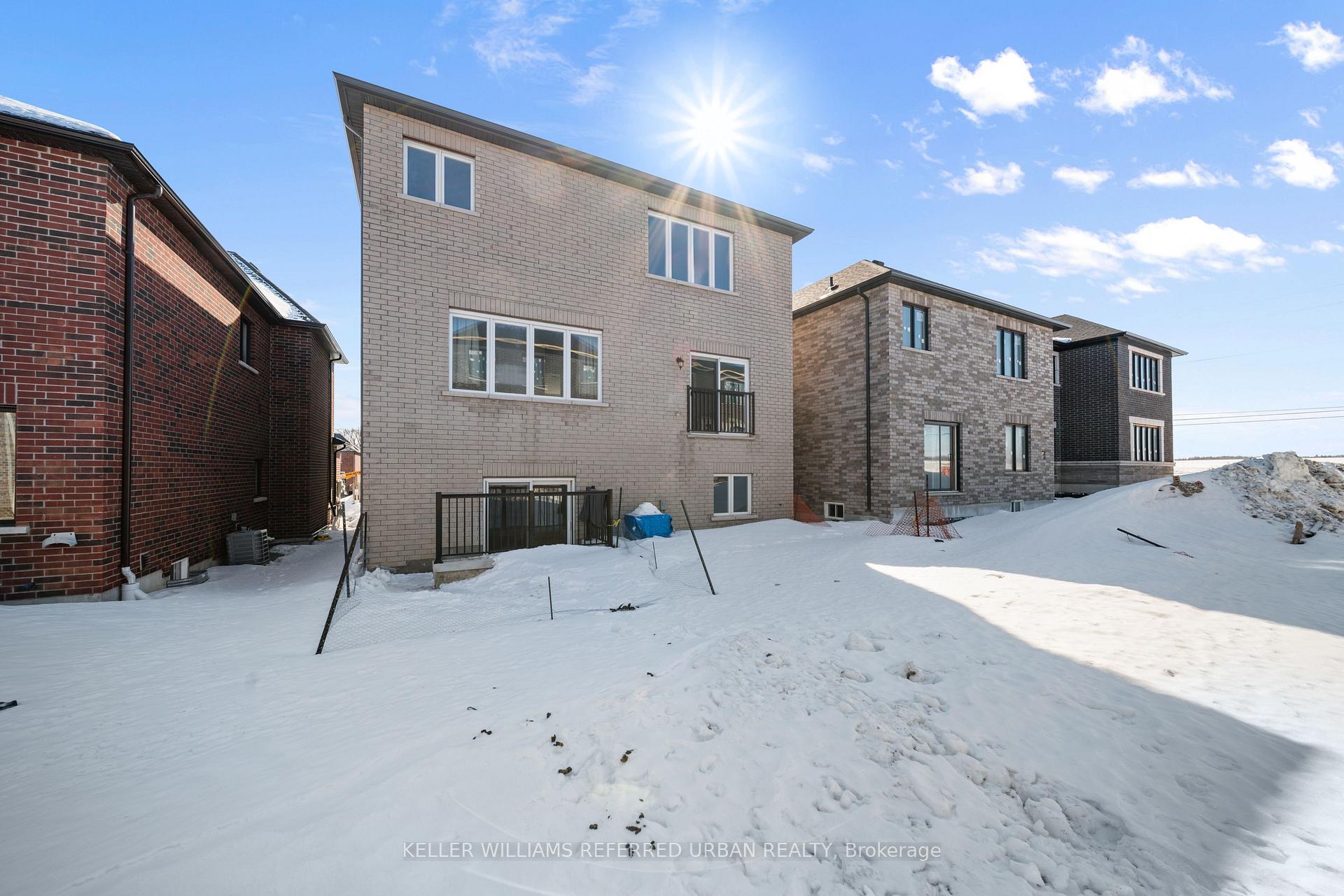 Photo 36 of Unit Main & Upper, 1466 Stovell Crescent, Innisfil, Lefroy — HOMEH