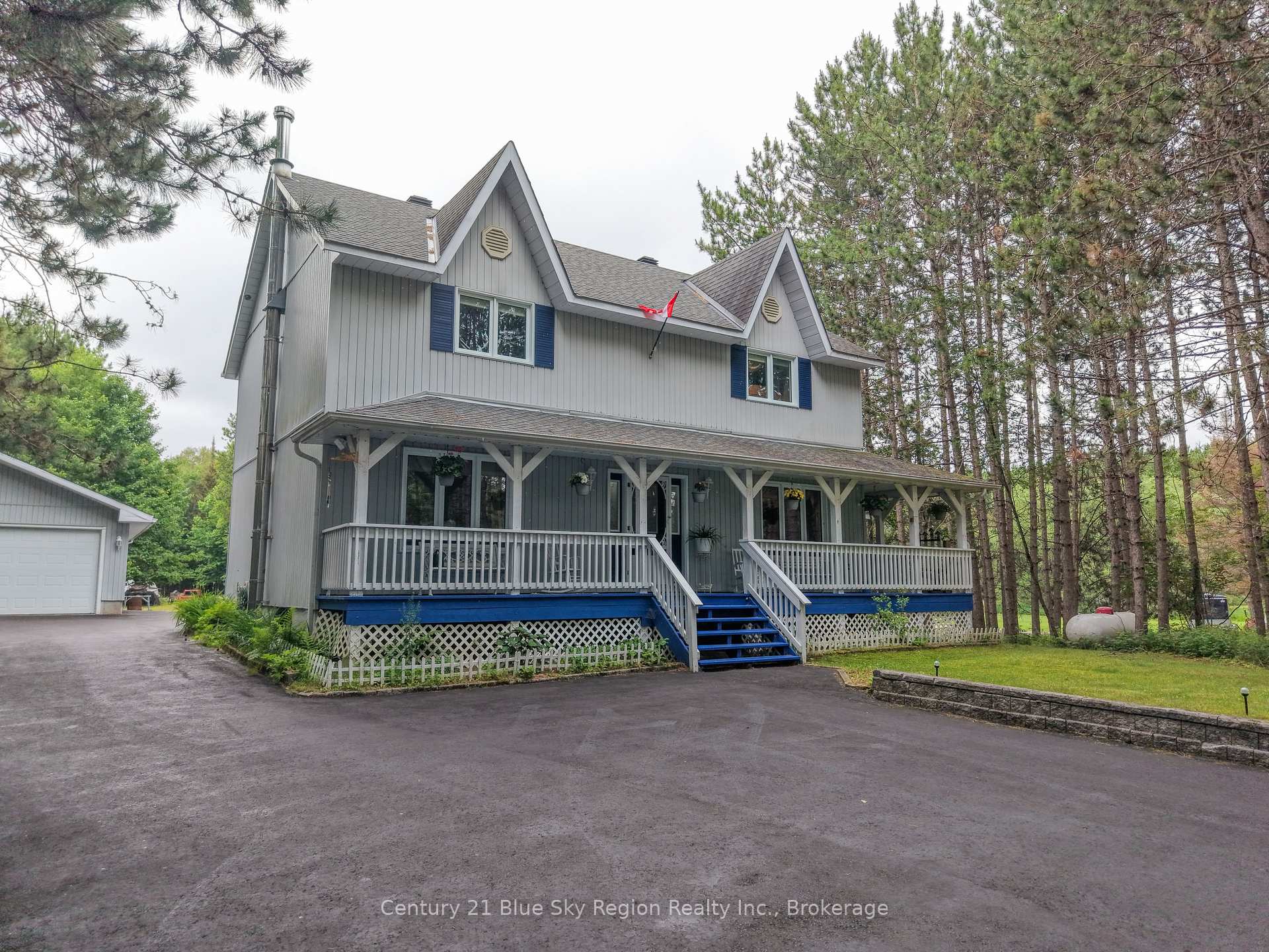 Photo 4 of 310 Pinecreek Crescent N, Callander — HOMEH