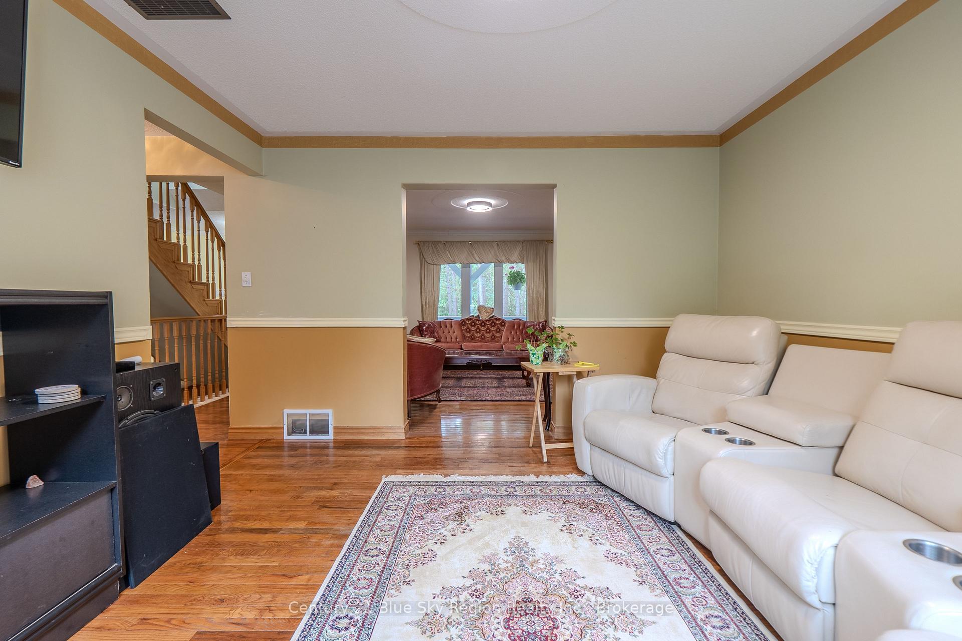Photo 20 of 310 Pinecreek Crescent N, Callander — HOMEH