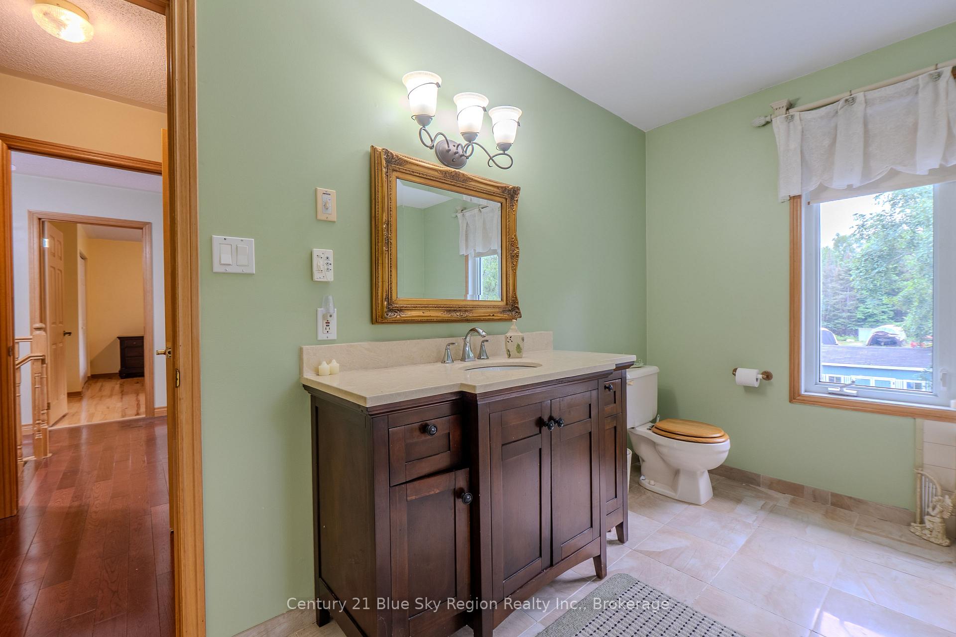 Photo 24 of 310 Pinecreek Crescent N, Callander — HOMEH