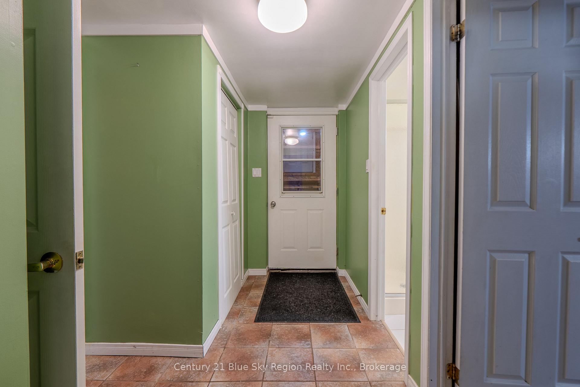 Photo 32 of 310 Pinecreek Crescent N, Callander — HOMEH