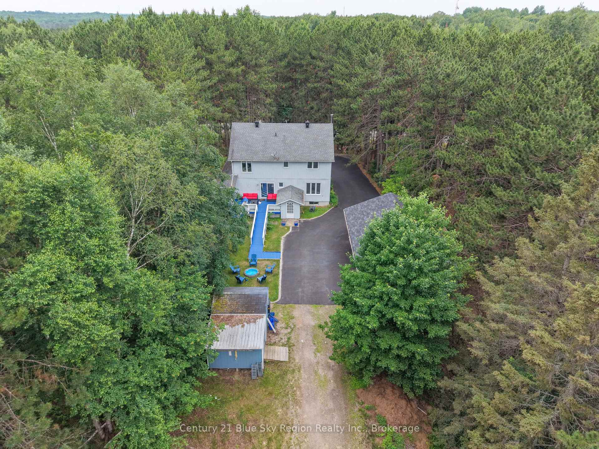 Photo 41 of 310 Pinecreek Crescent N, Callander — HOMEH