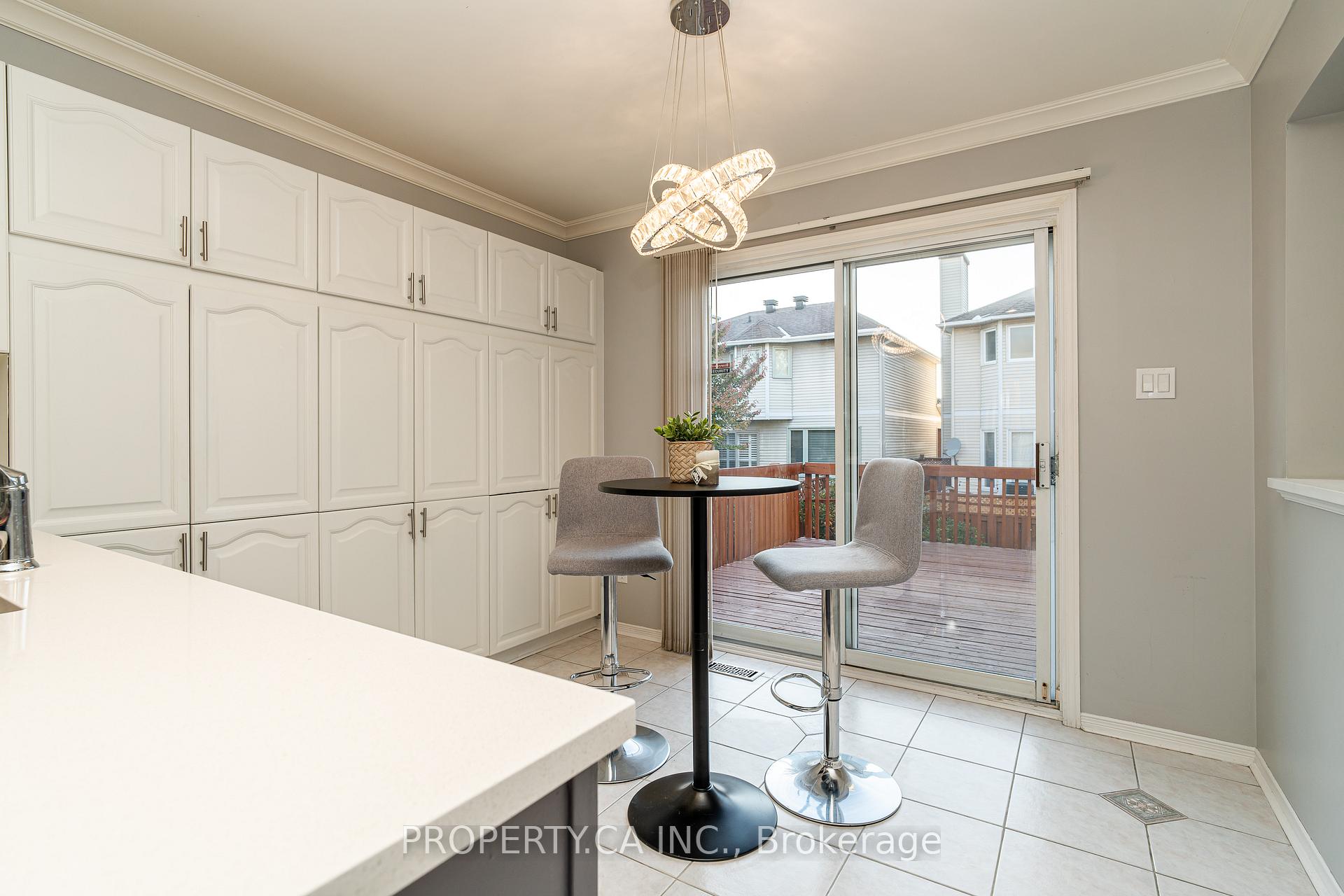 Photo 9 of 11 Dossetter Way, Ottawa, Hunt Club Park — HOMEH