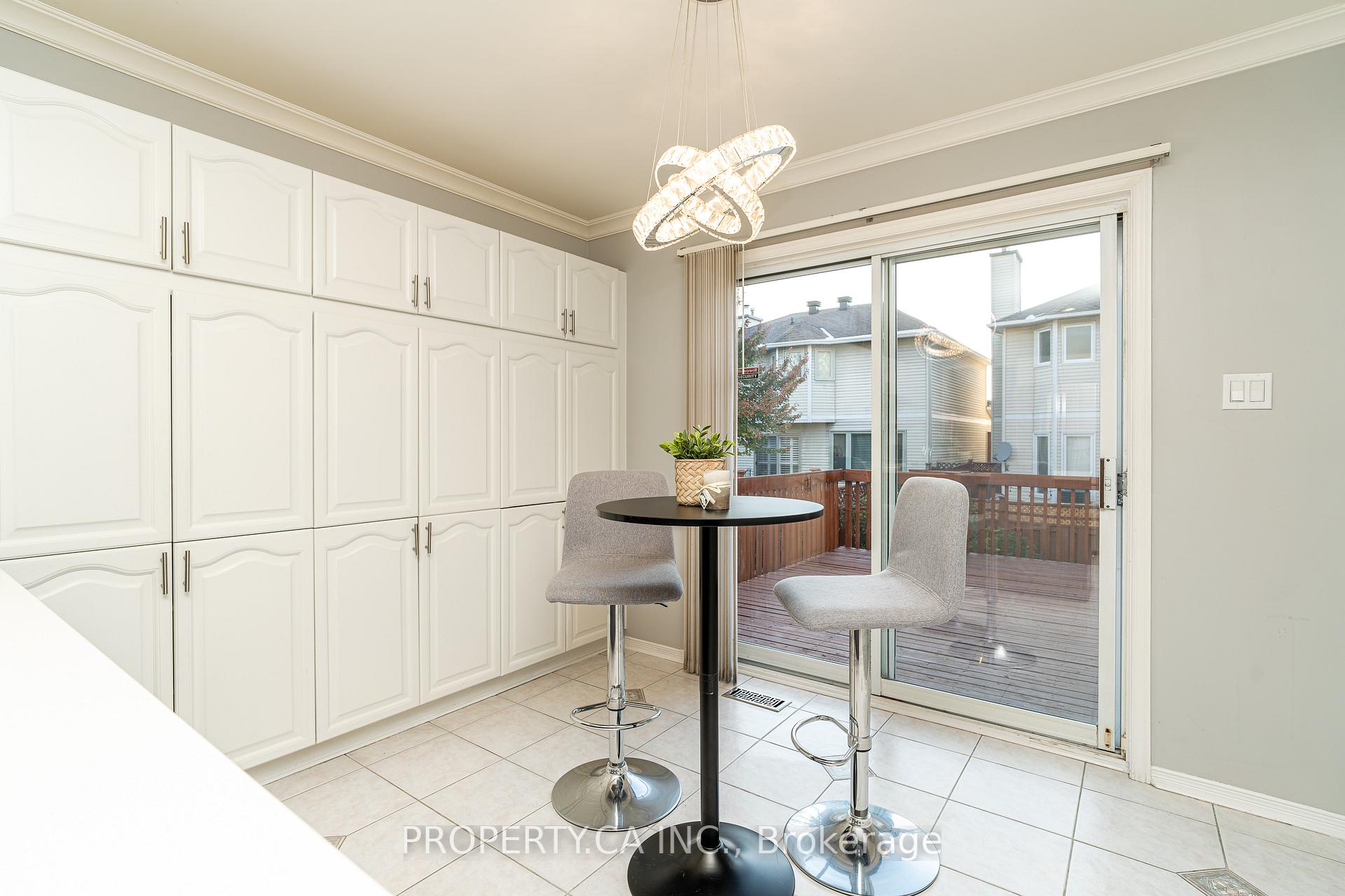Photo 10 of 11 Dossetter Way, Ottawa, Hunt Club Park — HOMEH