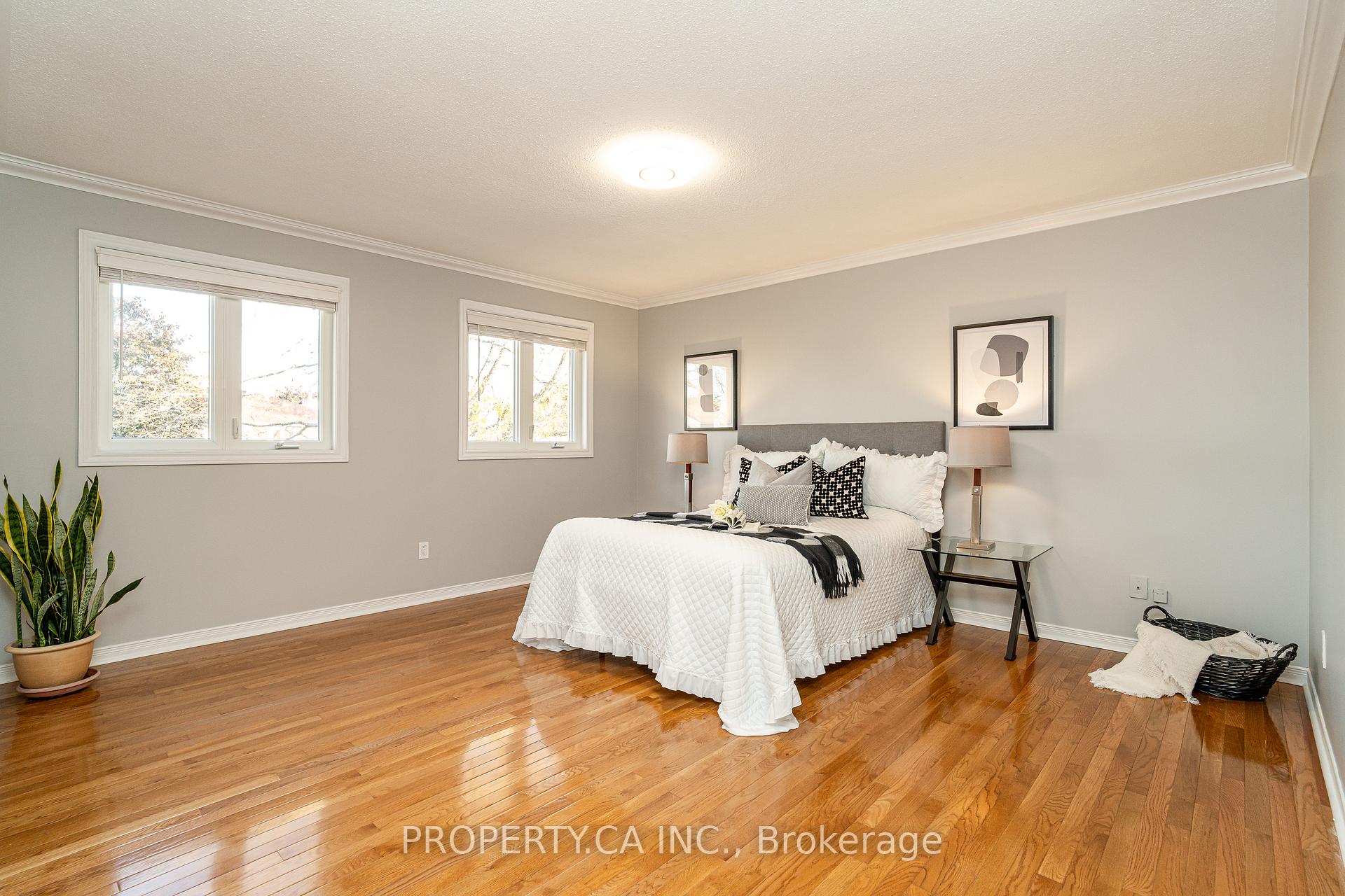 Photo 23 of 11 Dossetter Way, Ottawa, Hunt Club Park — HOMEH