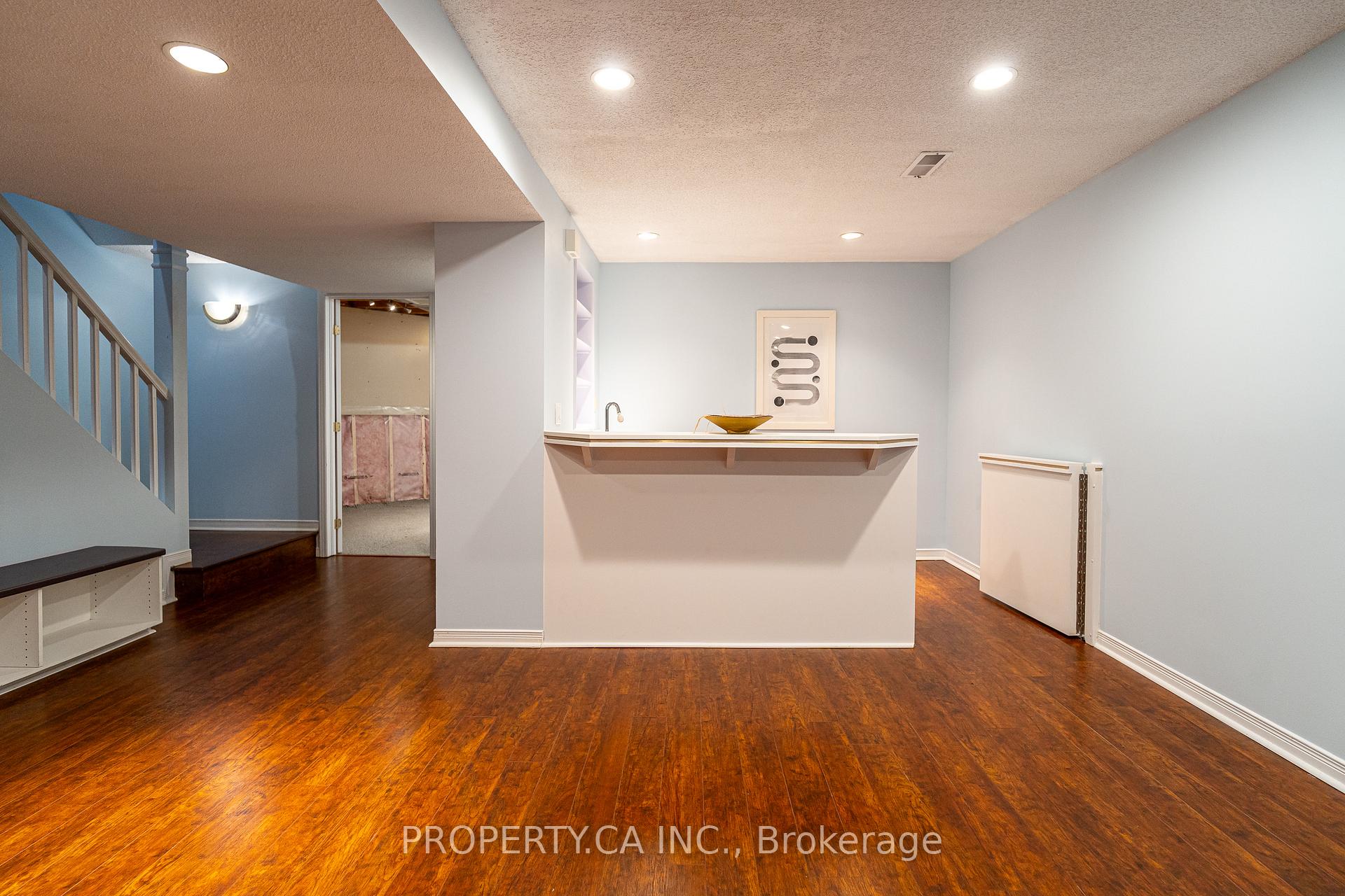 Photo 37 of 11 Dossetter Way, Ottawa, Hunt Club Park — HOMEH
