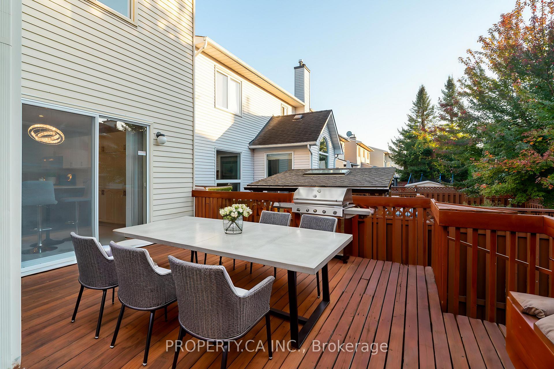 Photo 47 of 11 Dossetter Way, Ottawa, Hunt Club Park — HOMEH