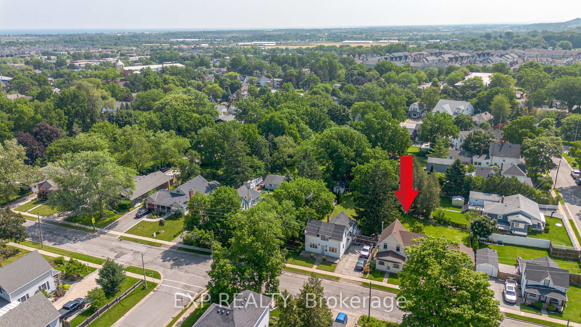Photo 36 of 4207 William Street, Lincoln, Beamsville — HOMEH