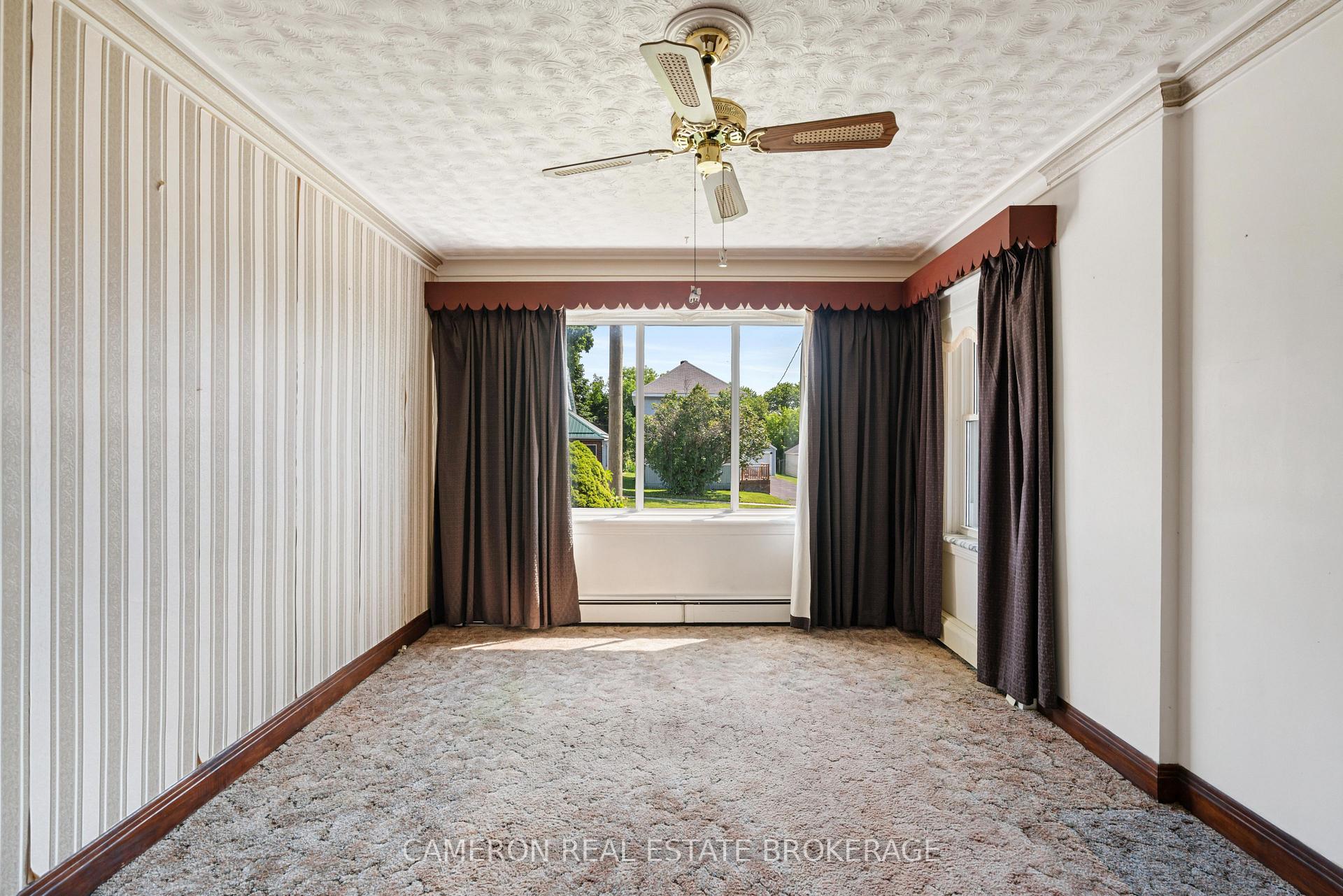 Photo 9 of 11 Dunbar Avenue, Cornwall, Cornwall — HOMEH