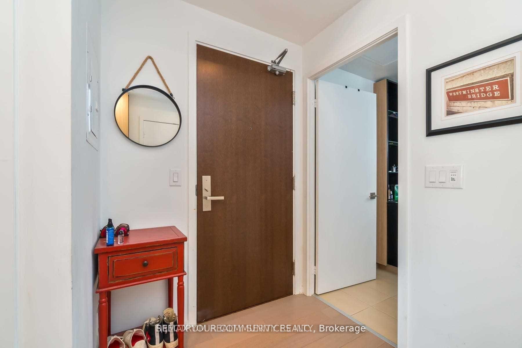 Photo 3 of Unit 3905, 70 Temperance Street, Toronto, Bay Street Corridor — HOMEH