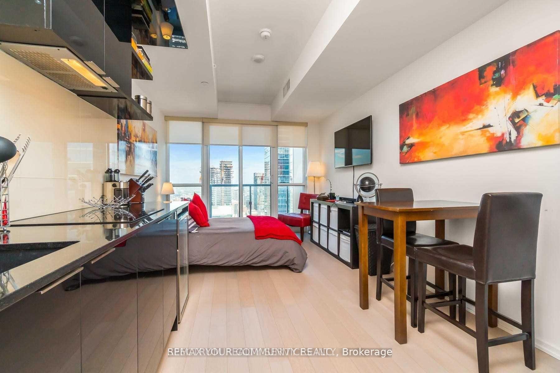Photo 6 of Unit 3905, 70 Temperance Street, Toronto, Bay Street Corridor — HOMEH