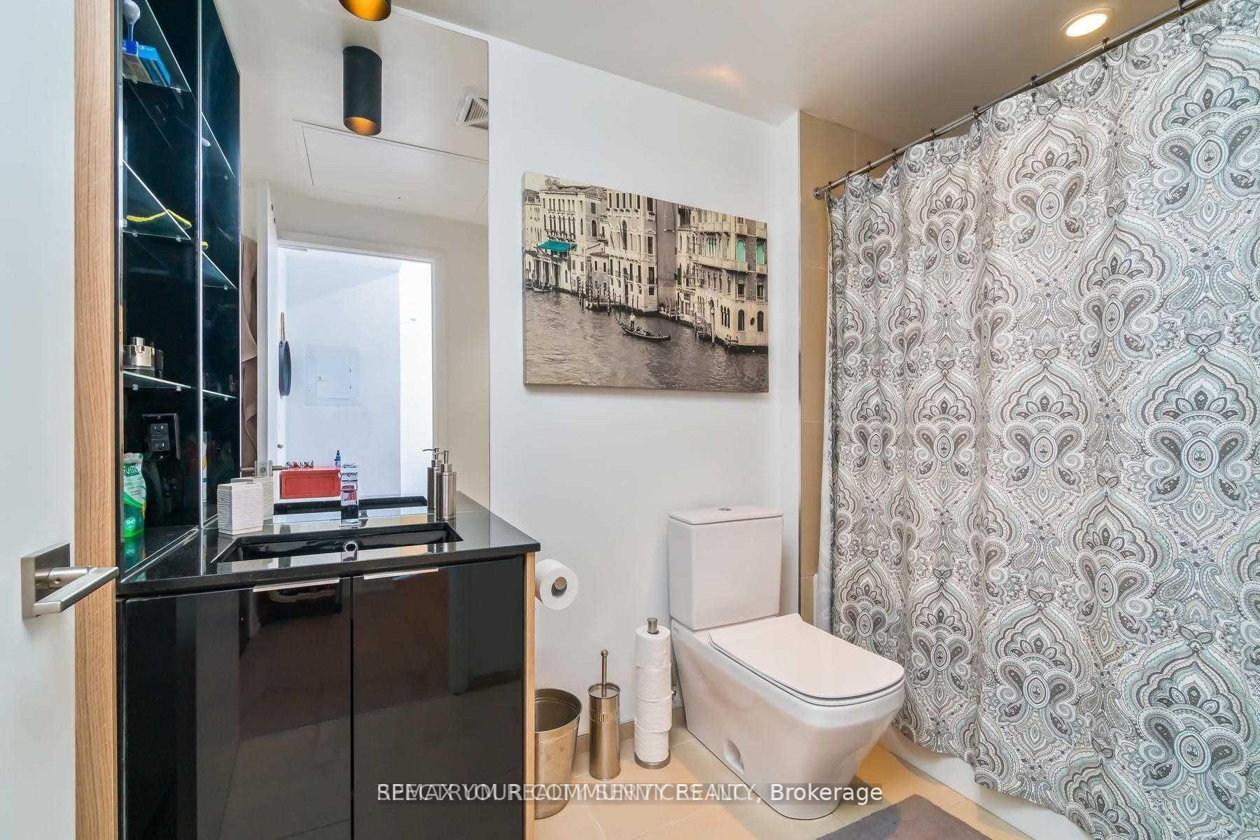 Photo 9 of Unit 3905, 70 Temperance Street, Toronto, Bay Street Corridor — HOMEH