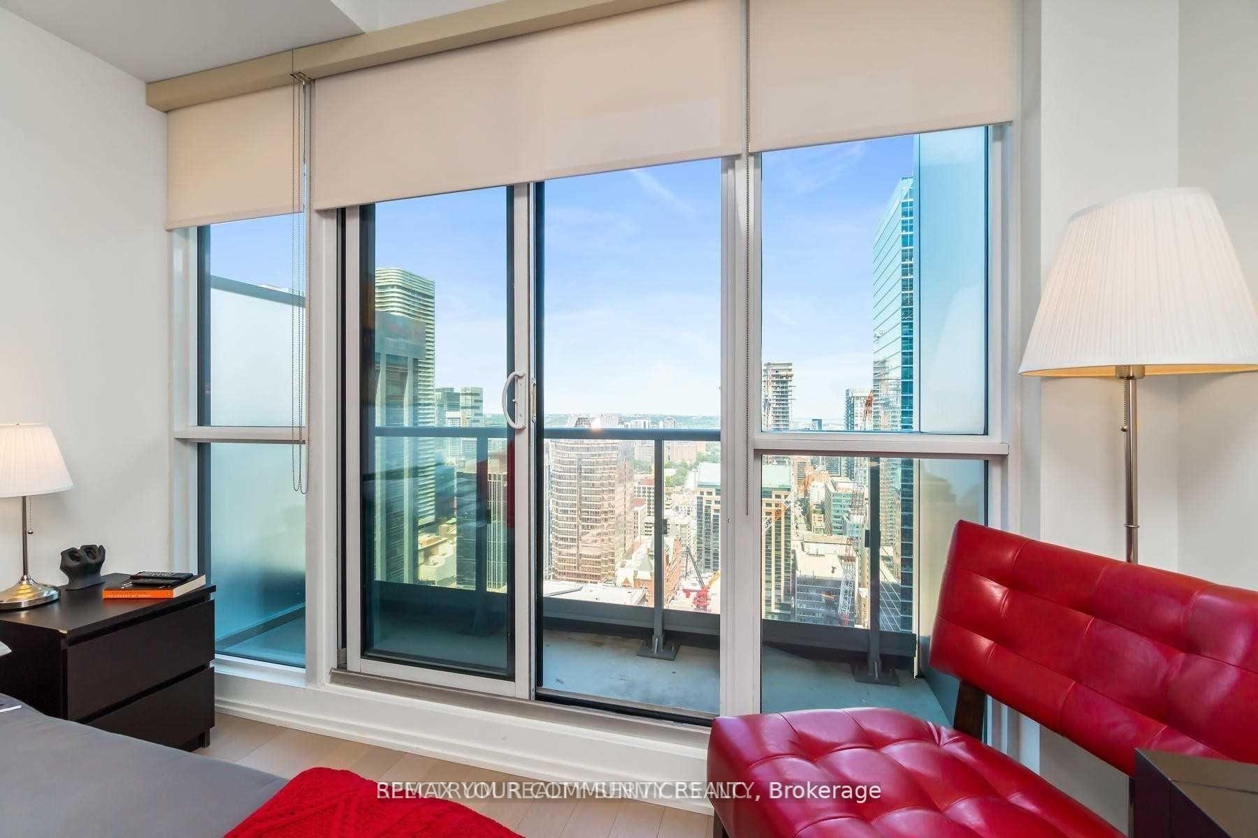 Photo 11 of Unit 3905, 70 Temperance Street, Toronto, Bay Street Corridor — HOMEH