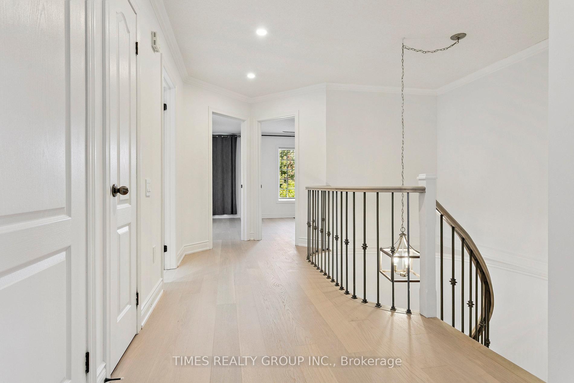 Photo 18 of 212 Creek Path Avenue, Oakville, Bronte — HOMEH