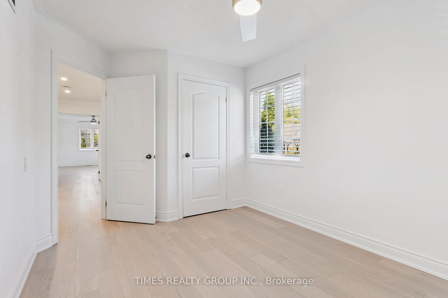 Photo 21 of 212 Creek Path Avenue, Oakville, Bronte — HOMEH