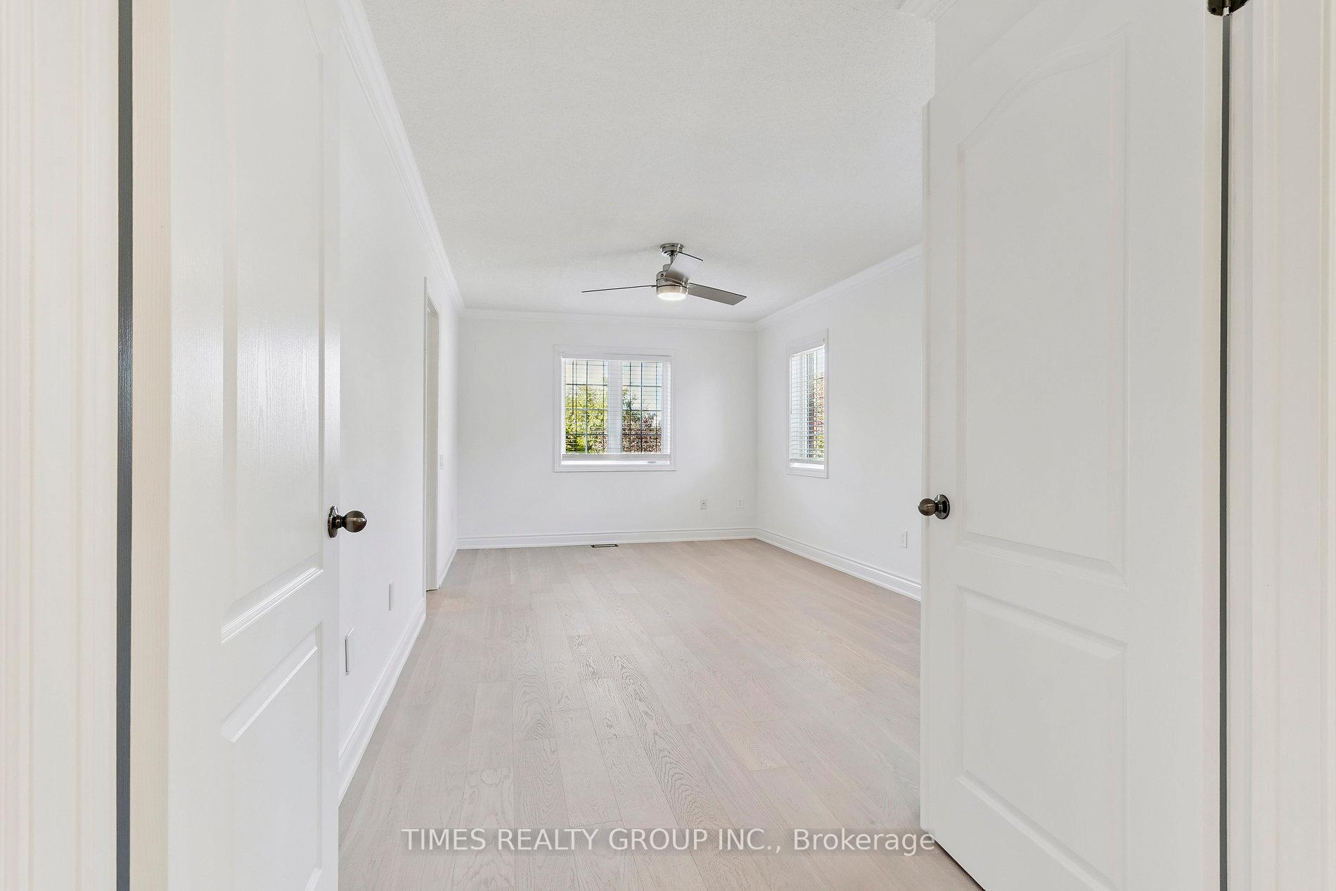 Photo 25 of 212 Creek Path Avenue, Oakville, Bronte — HOMEH