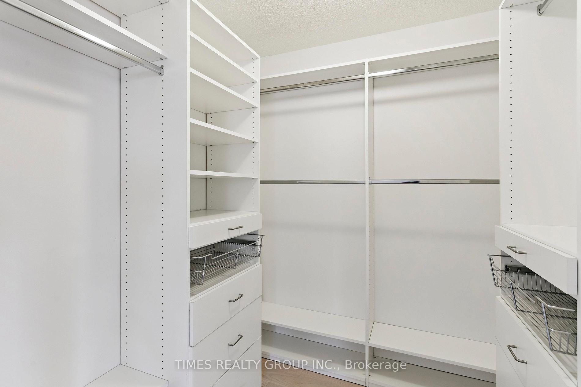 Photo 29 of 212 Creek Path Avenue, Oakville, Bronte — HOMEH