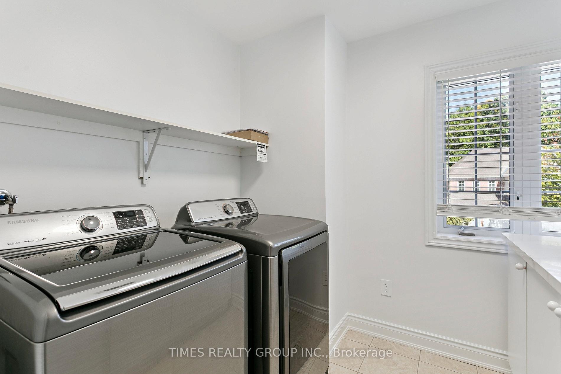Photo 30 of 212 Creek Path Avenue, Oakville, Bronte — HOMEH