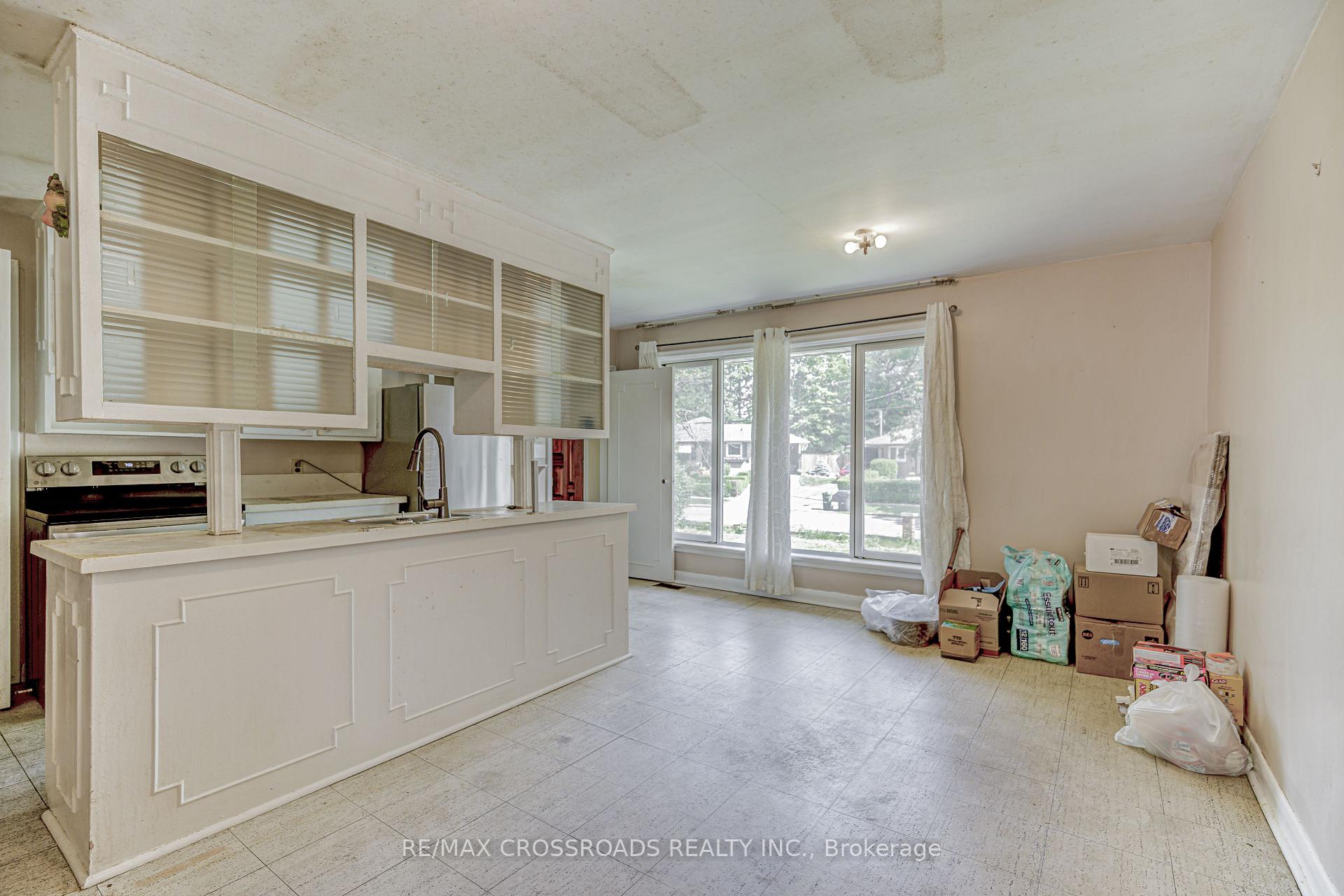 Photo 6 of 59 Stansbury Crescent, Scarborough, Eglinton East — HOMEH