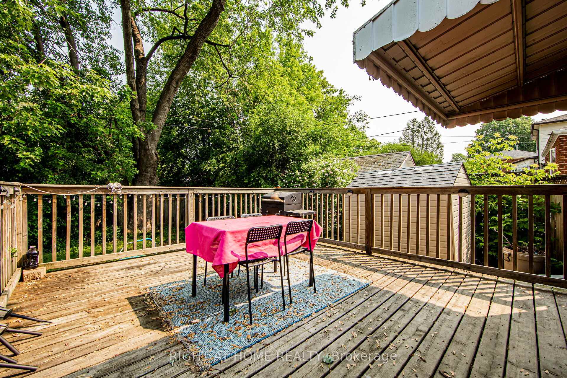 Photo 24 of 32 Florens Avenue, Scarborough, Clairlea-Birchmount — HOMEH