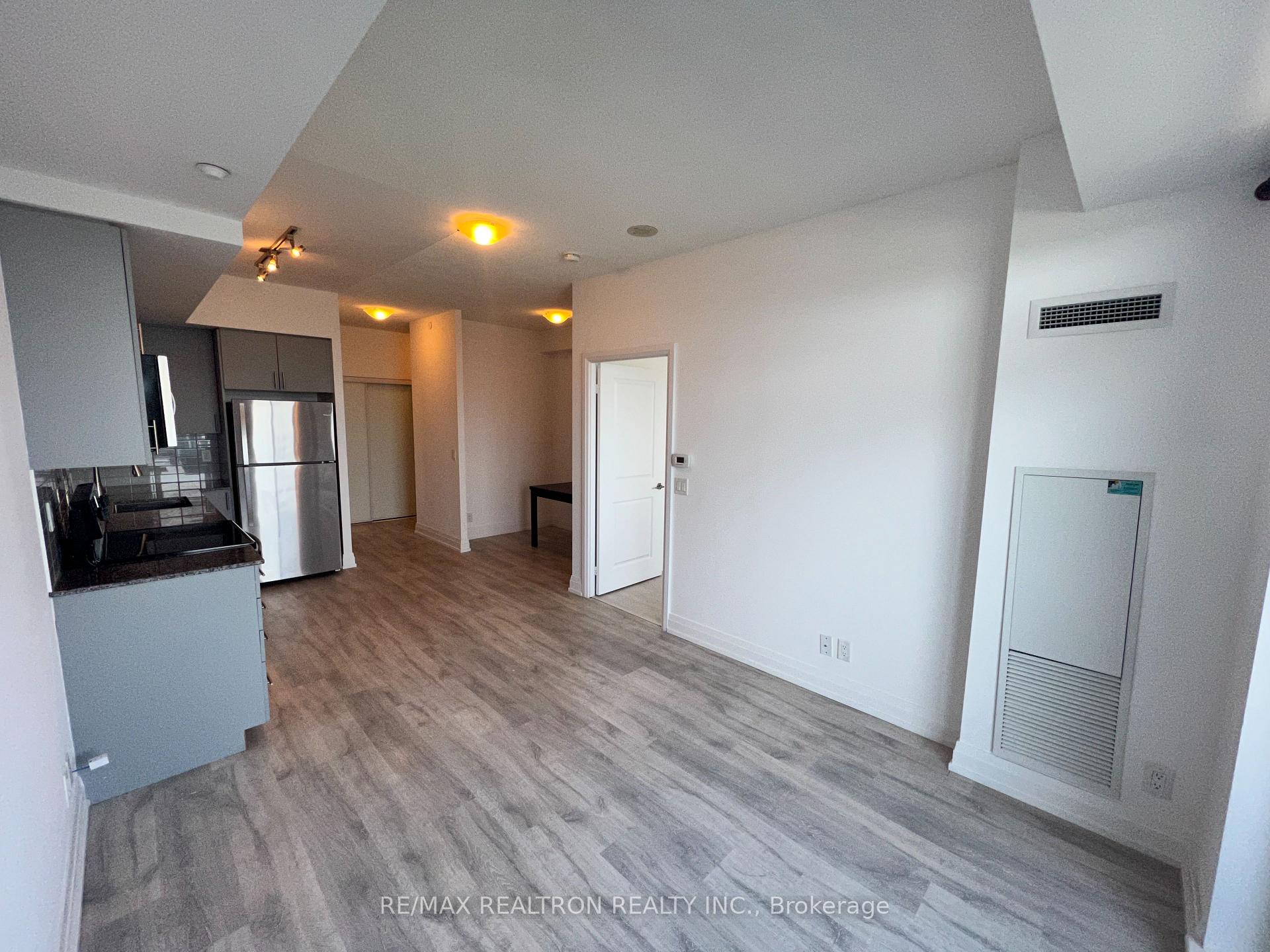 Photo 14 of Unit 2008, 7890 Bathurst Street, Vaughan, Beverley Glen — HOMEH