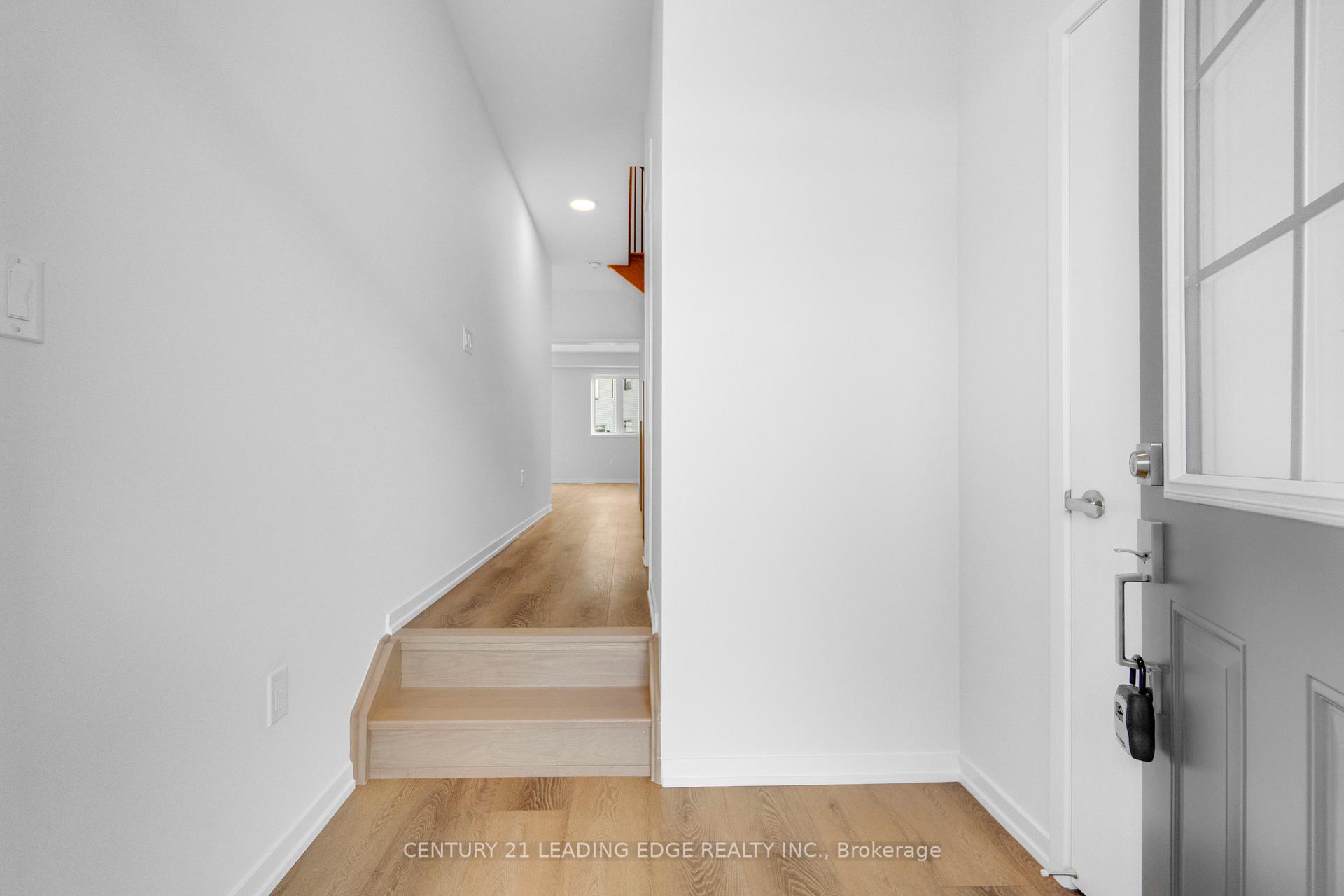 Photo 12 of 1475 Wheatcroft Drive, Oshawa, Kedron — HOMEH