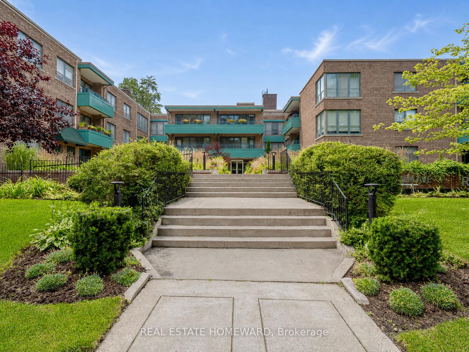 Photo 3 of Unit 309, 30 Elm Avenue, Toronto, Rosedale-Moore Park — HOMEH