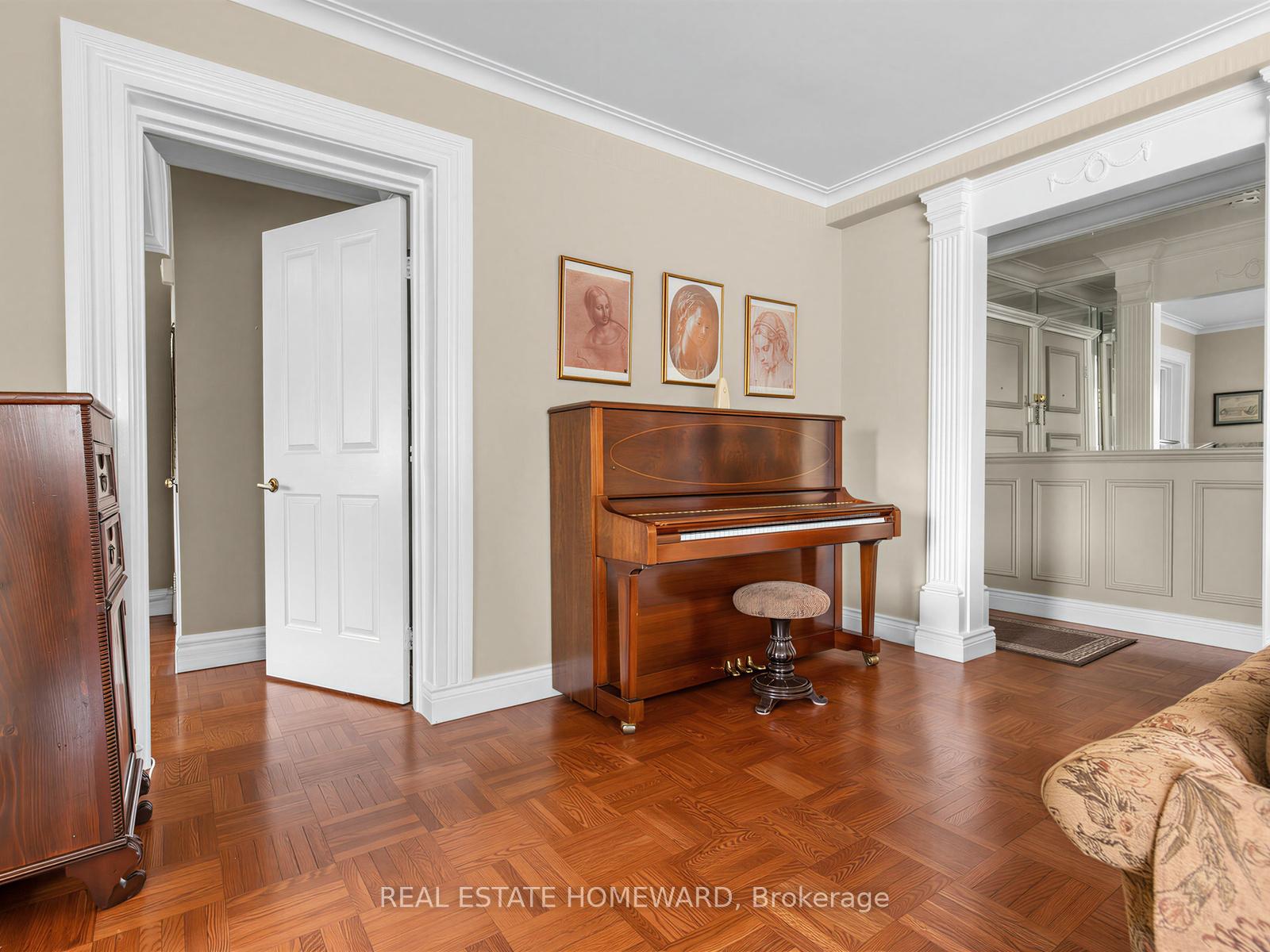 Photo 6 of Unit 309, 30 Elm Avenue, Toronto, Rosedale-Moore Park — HOMEH