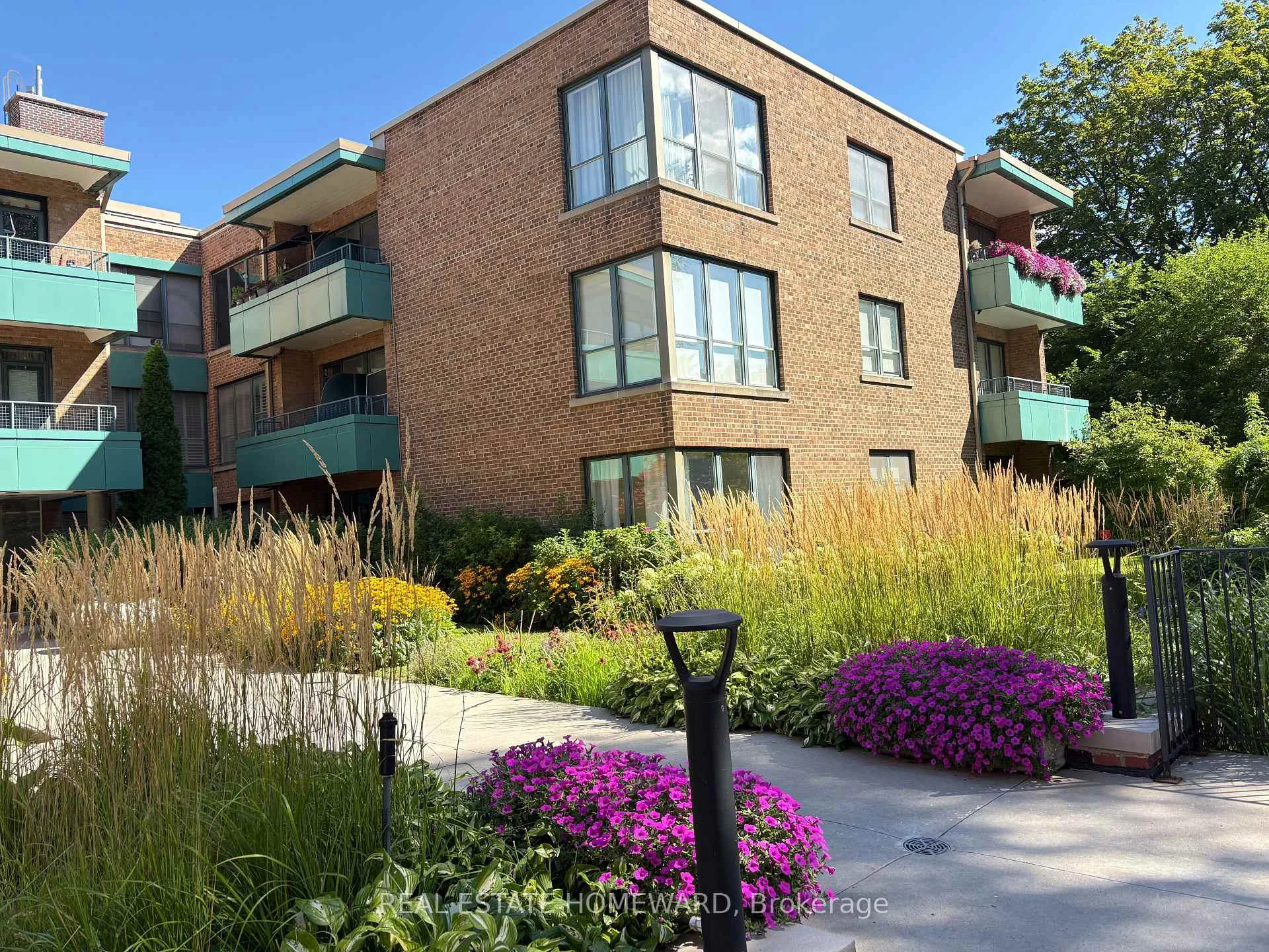 Photo 2 of Unit 309, 30 Elm Avenue, Toronto, Rosedale-Moore Park — HOMEH