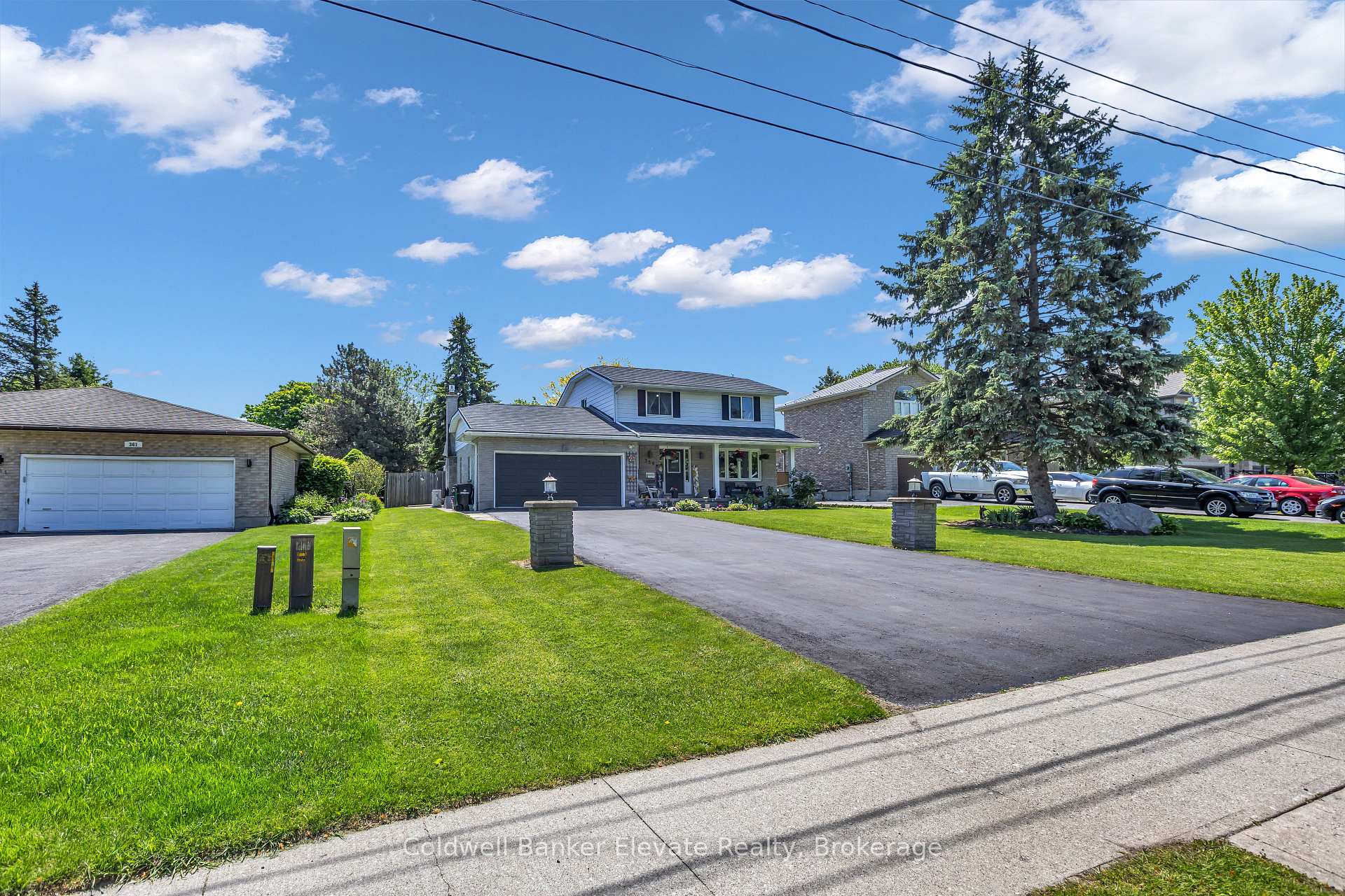 Photo of 359 Lexington Road