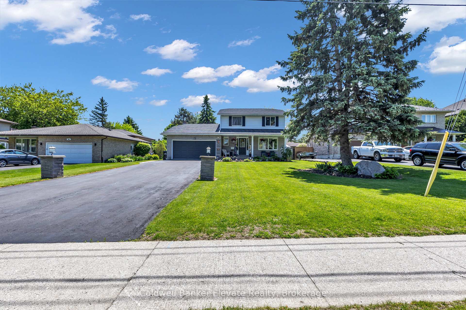 Photo 3 of 359 Lexington Road, Waterloo, Lexington — HOMEH