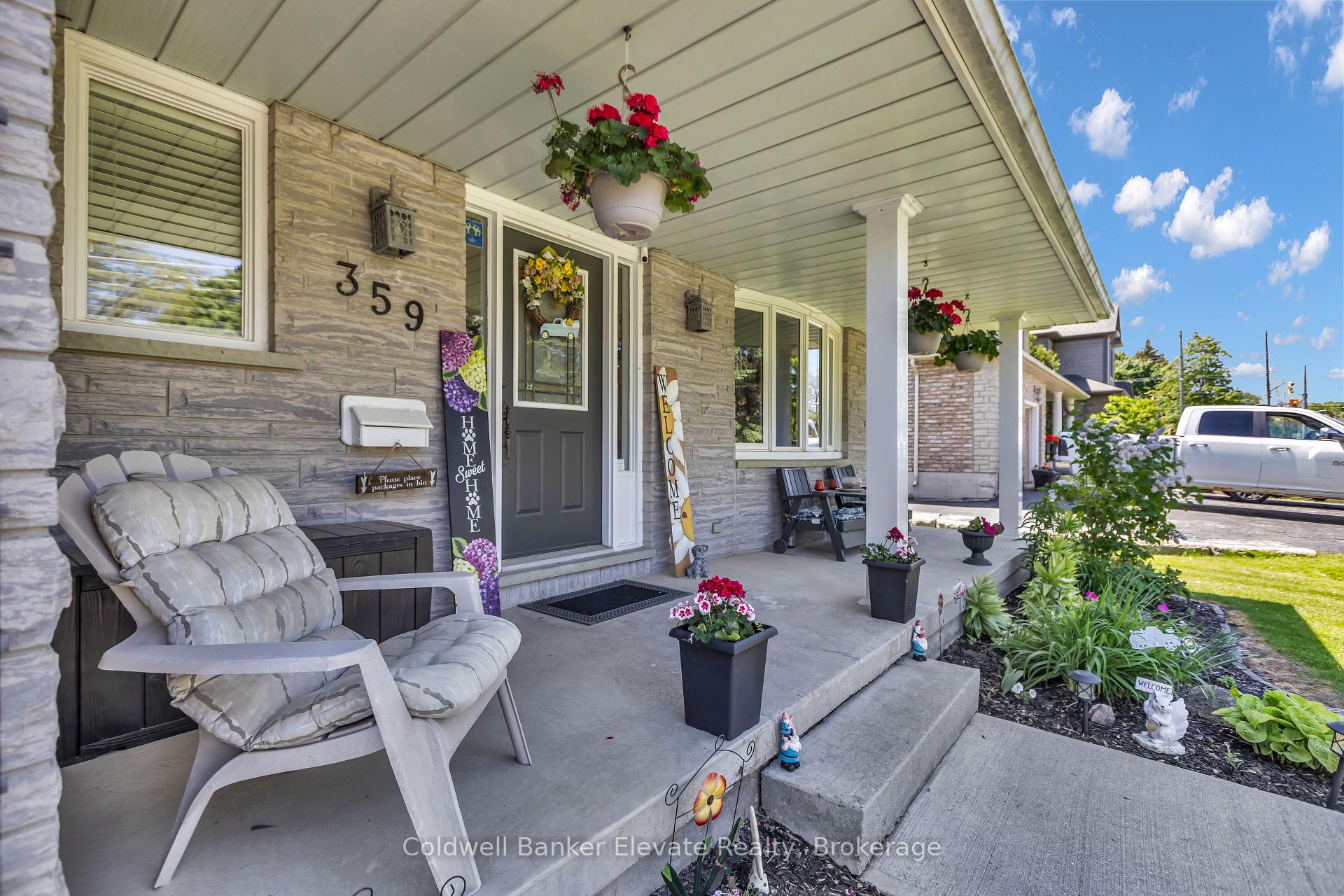 Photo 4 of 359 Lexington Road, Waterloo, Lexington — HOMEH