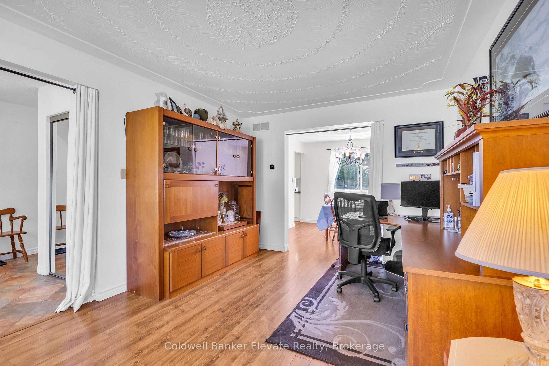 Photo 7 of 359 Lexington Road, Waterloo, Lexington — HOMEH