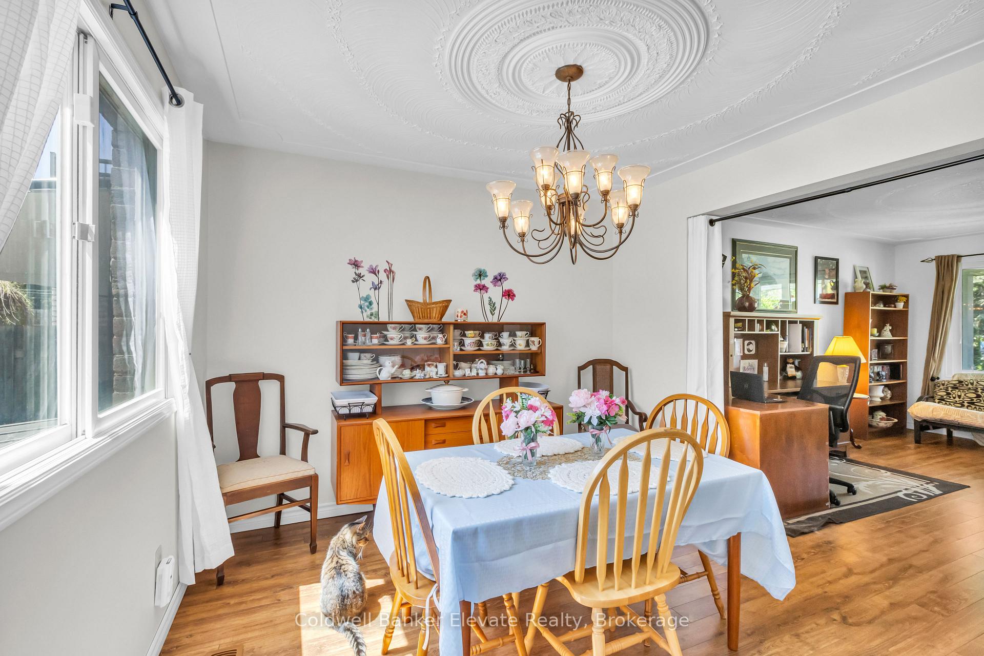 Photo 10 of 359 Lexington Road, Waterloo, Lexington — HOMEH