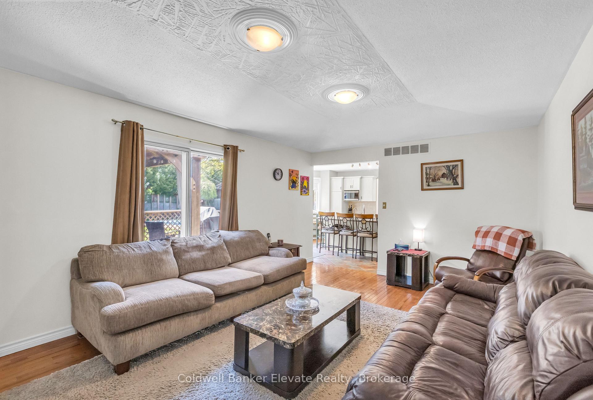 Photo 18 of 359 Lexington Road, Waterloo, Lexington — HOMEH
