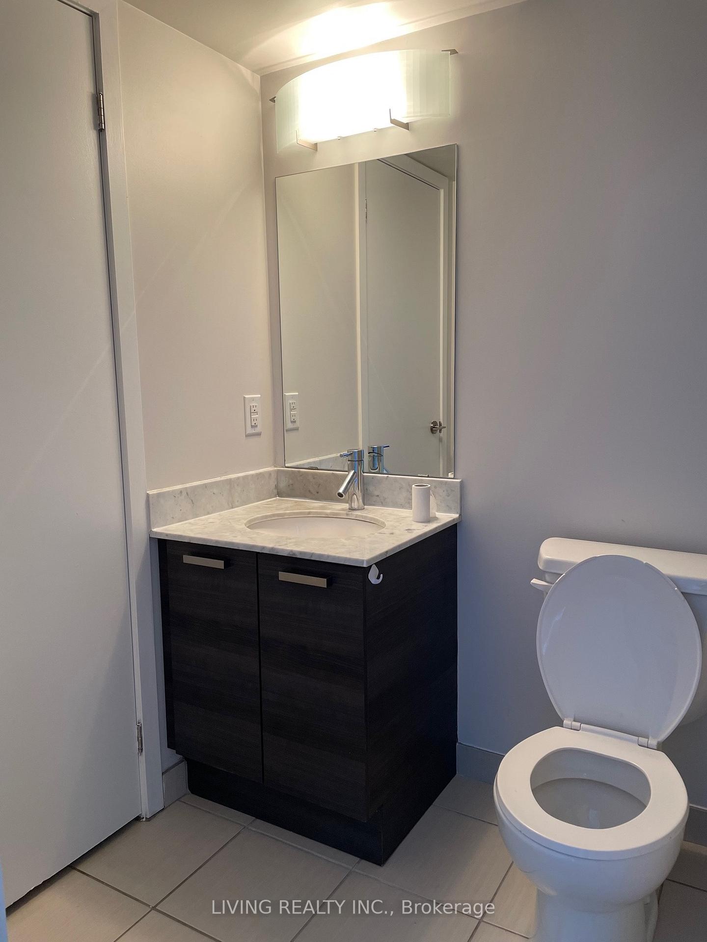 Photo 8 of Unit 2017E, 36 Lisgar Street, Toronto, Little Portugal — HOMEH