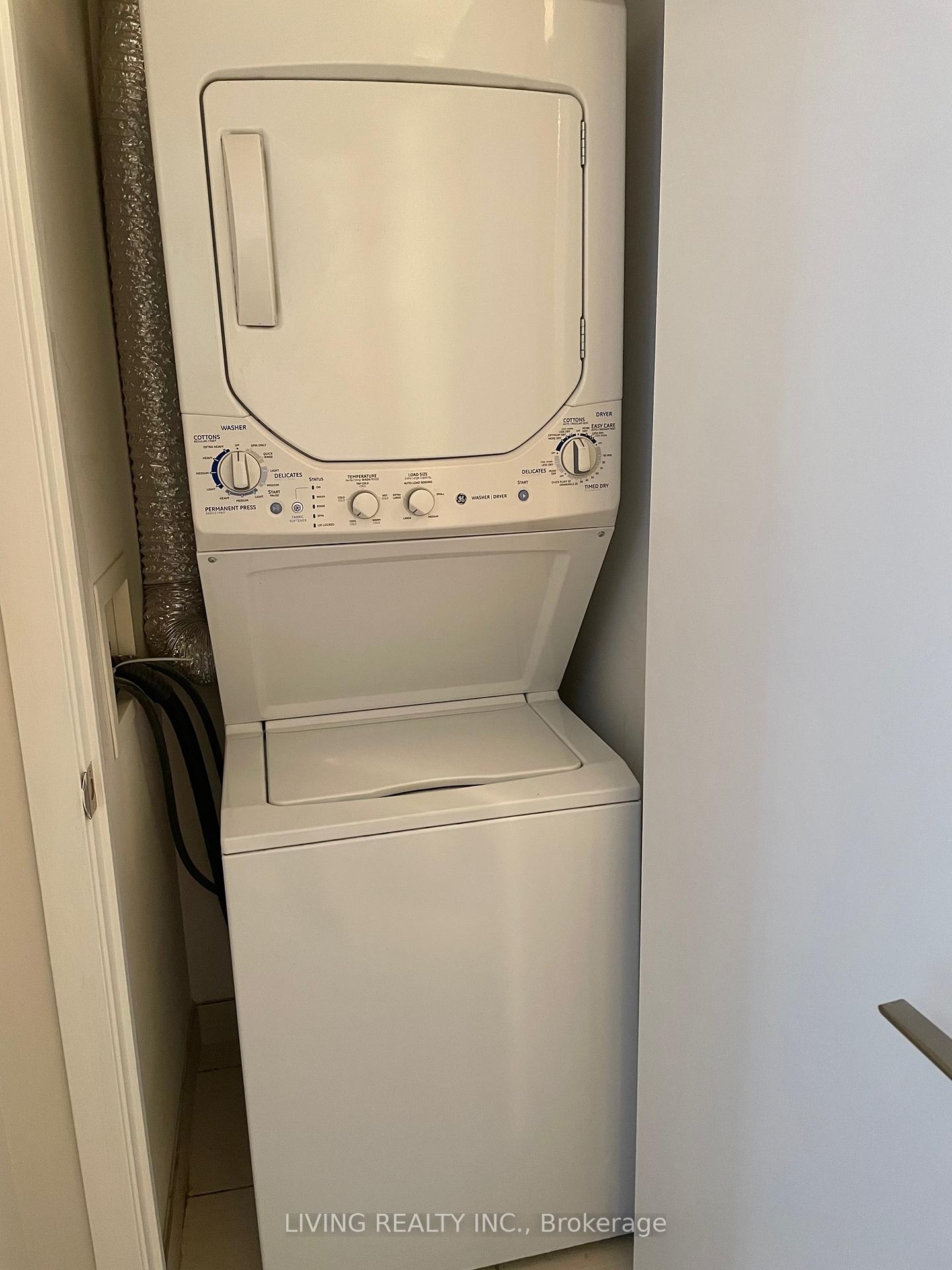 Photo 10 of Unit 2017E, 36 Lisgar Street, Toronto, Little Portugal — HOMEH