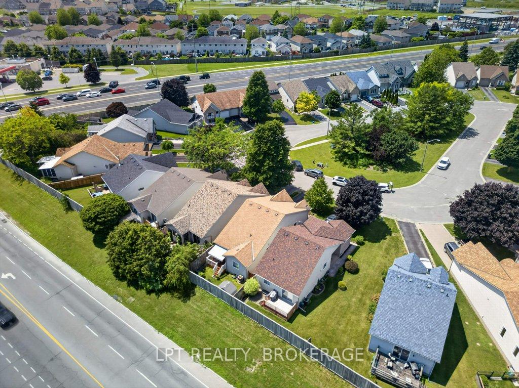 Photo 2 of 747 Shires Way, Kingston, East Gardiners Rd — HOMEH